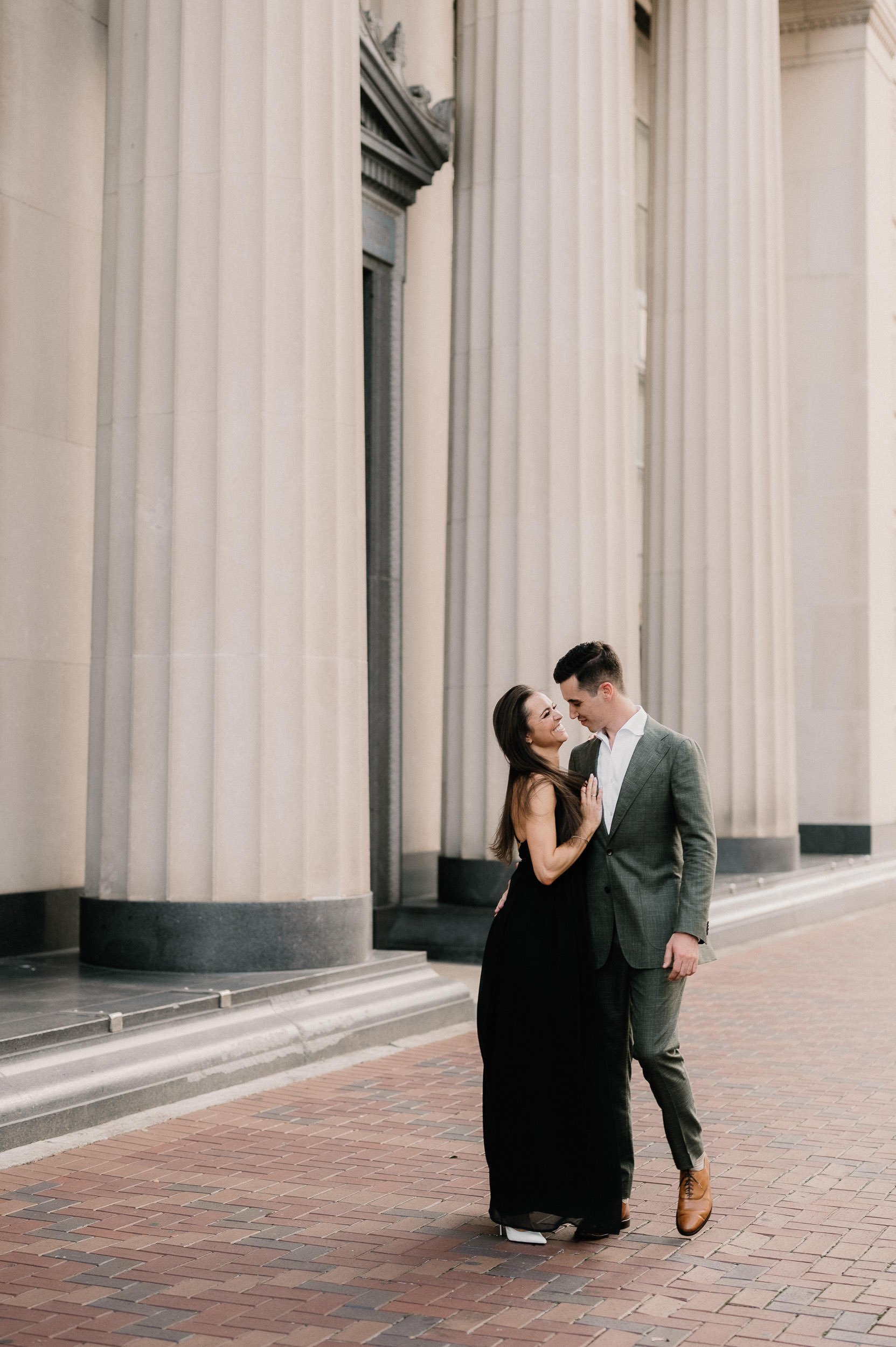 natalie-devyn-classy-modern-downtown-houston-rooftop-engagement-session-sm-32.jpg