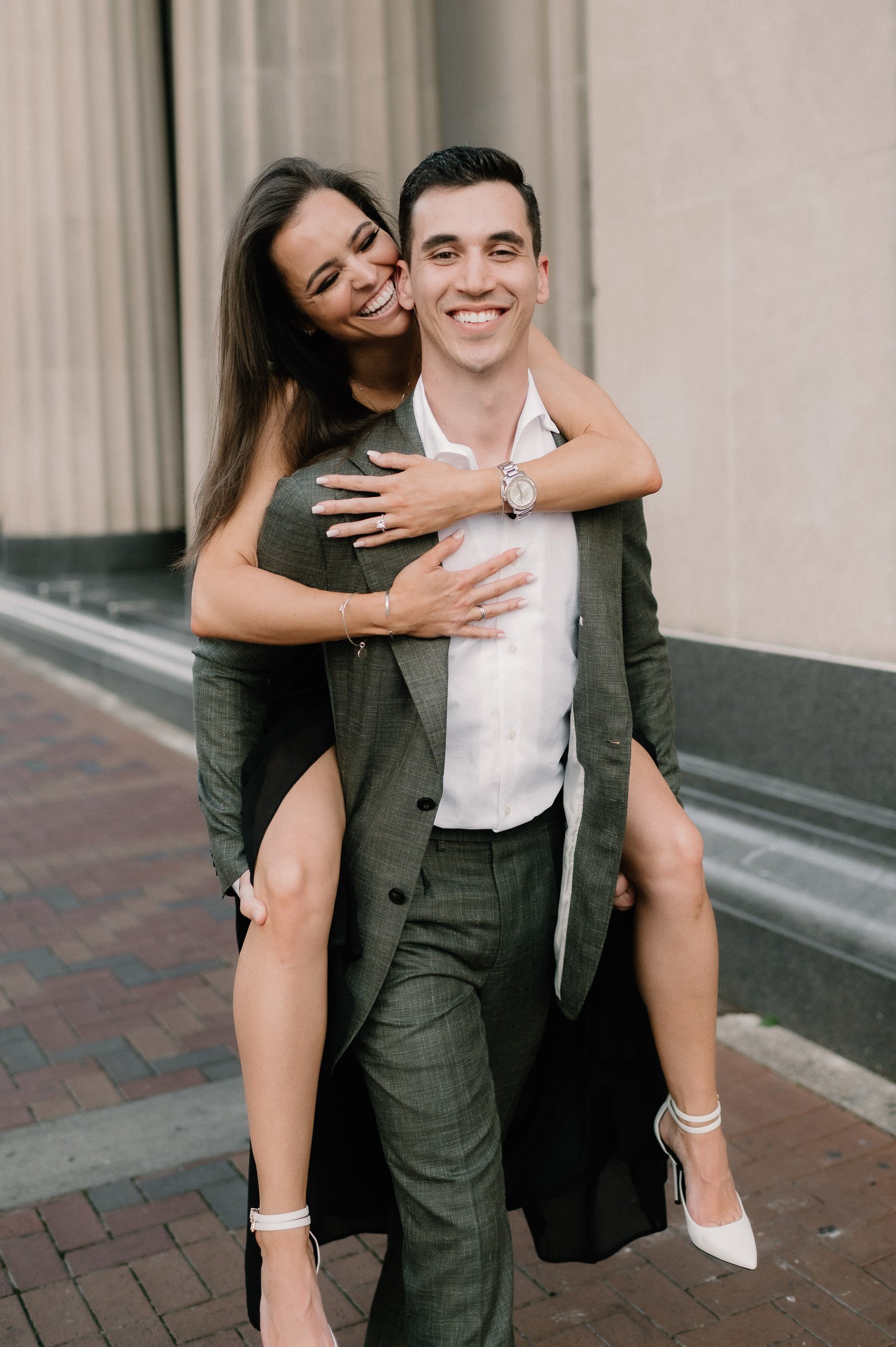 natalie-devyn-classy-modern-downtown-houston-rooftop-engagement-session-sm-41.jpg