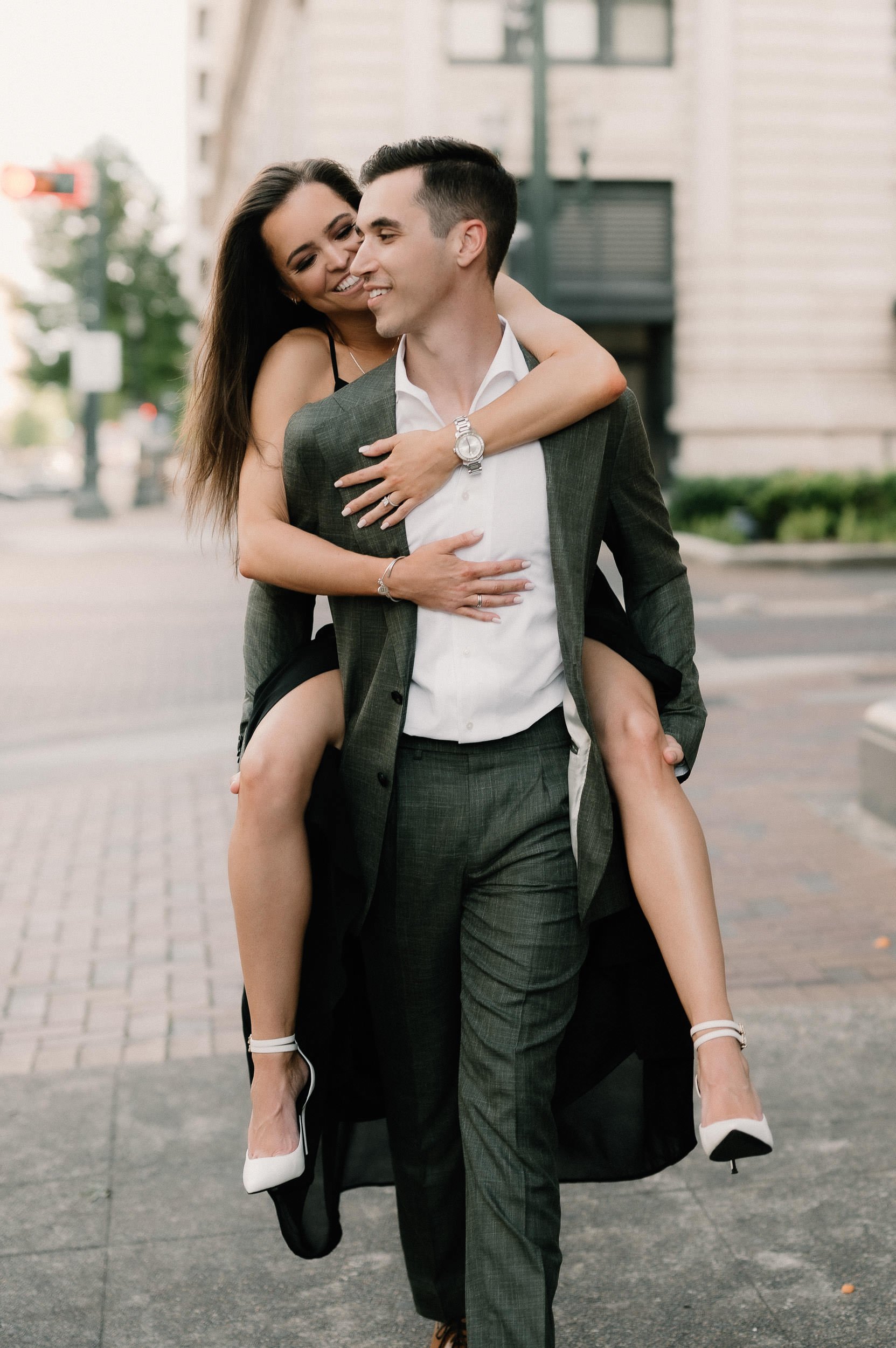 natalie-devyn-classy-modern-downtown-houston-rooftop-engagement-session-sm-44.jpg