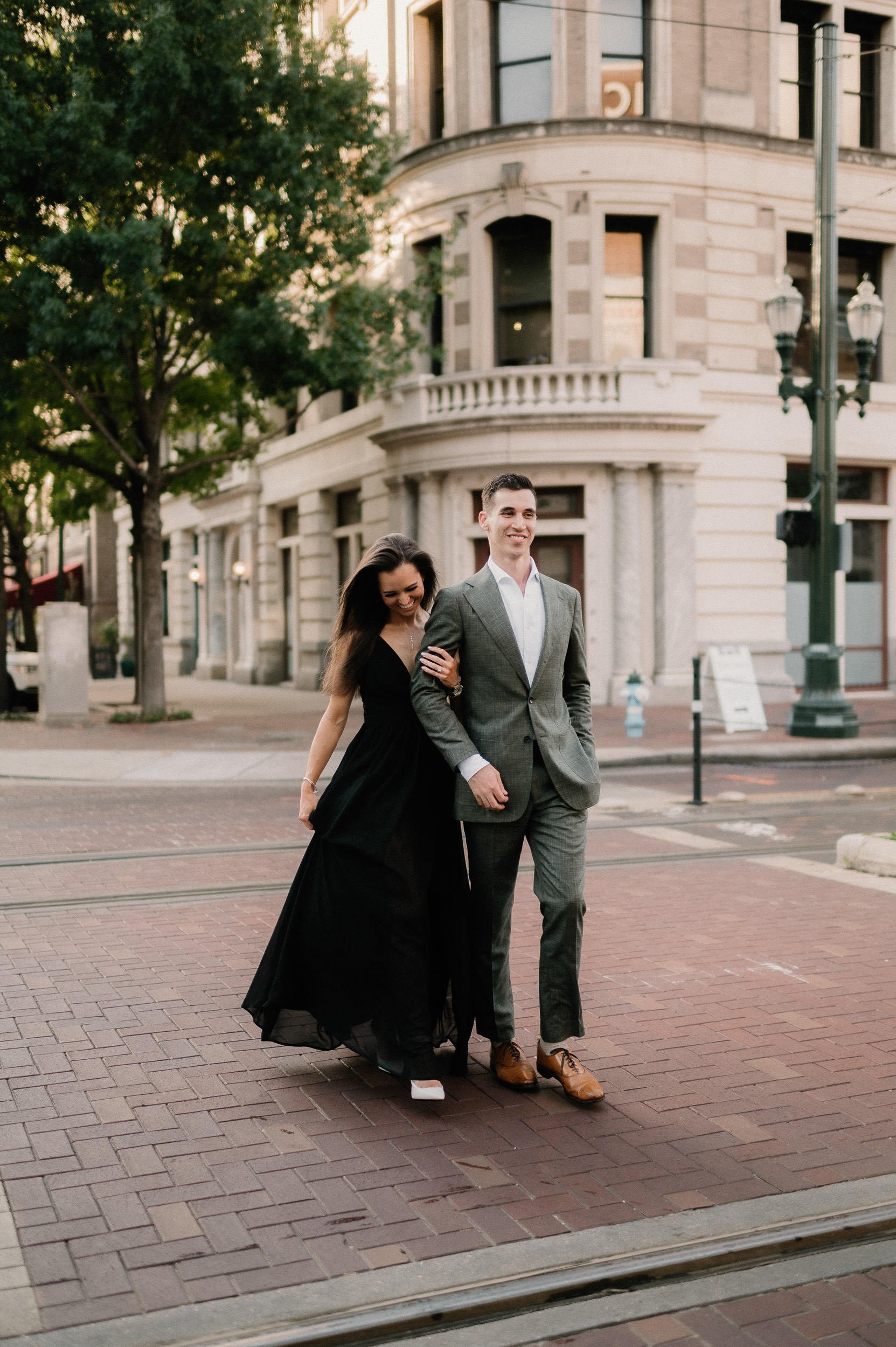 natalie-devyn-classy-modern-downtown-houston-rooftop-engagement-session-sm-65.jpg