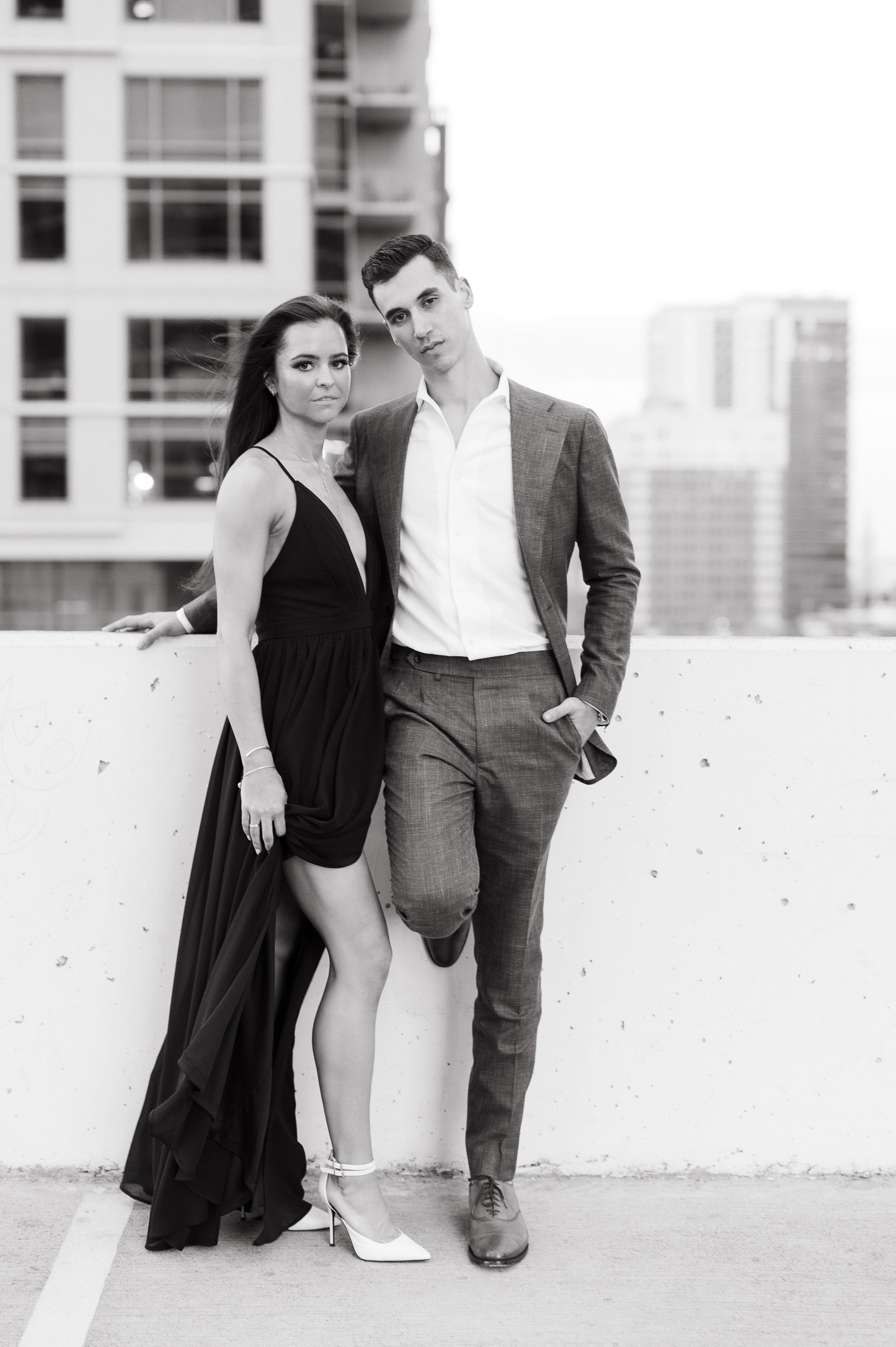 natalie-devyn-classy-modern-downtown-houston-rooftop-engagement-session-sm-165.jpg