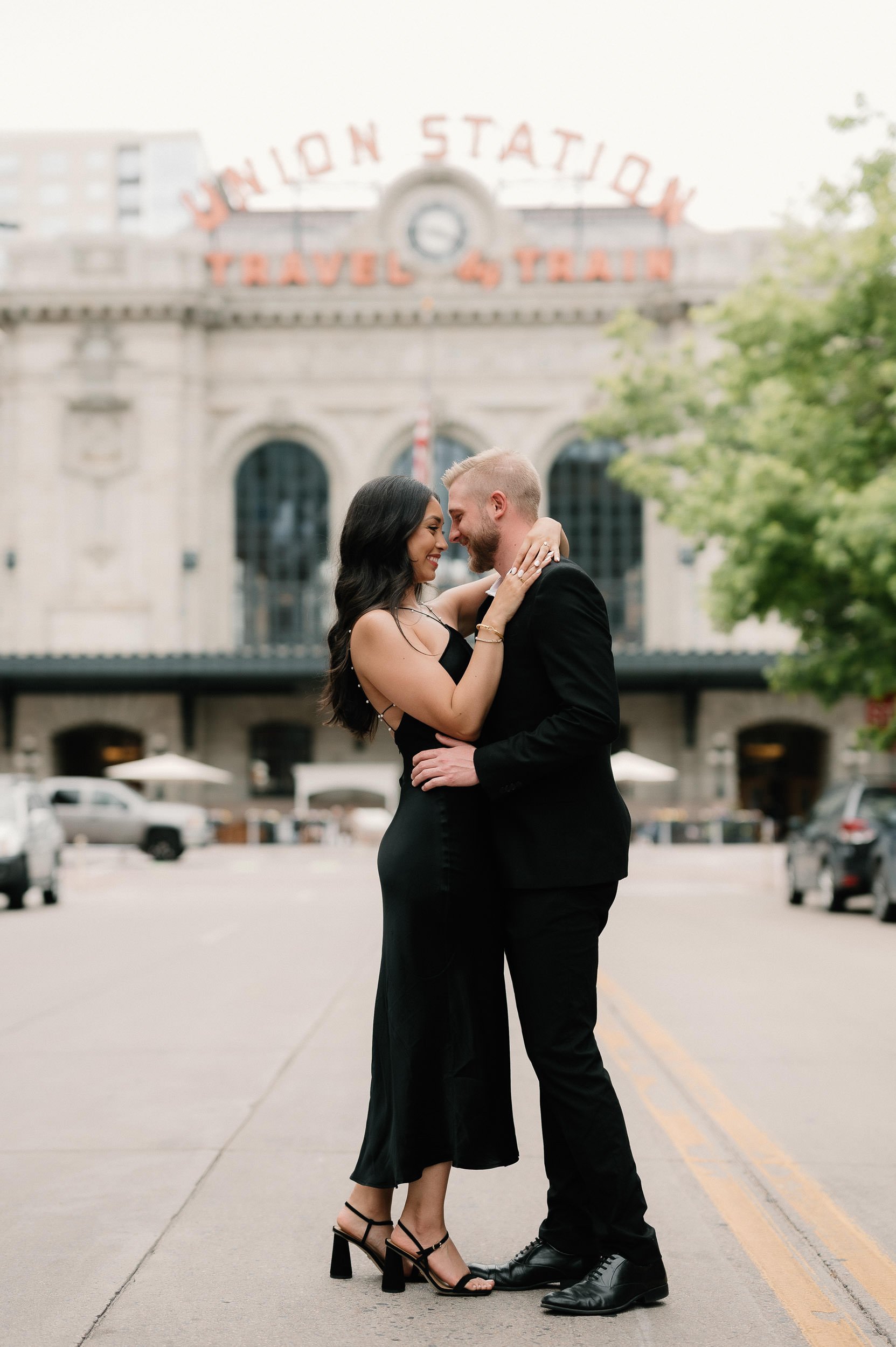 Romantic &amp; Classy Downtown Denver Engagement