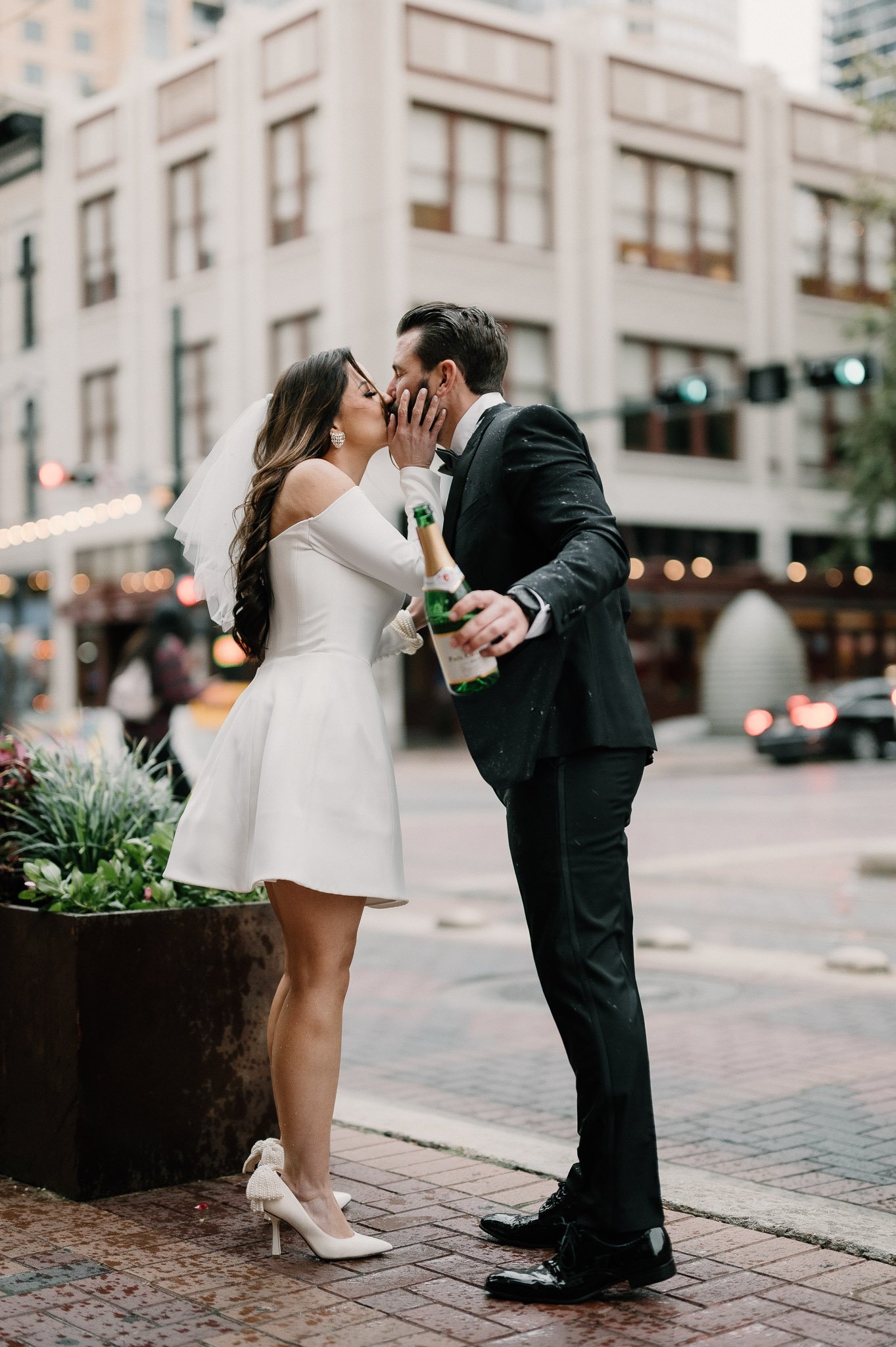 amberly-brice-downtown-houston-engagement-session-sm-107.jpg