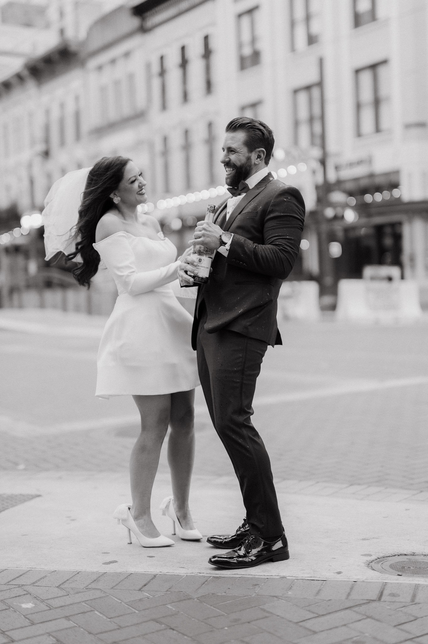 amberly-brice-downtown-houston-engagement-session-sm-112.jpg