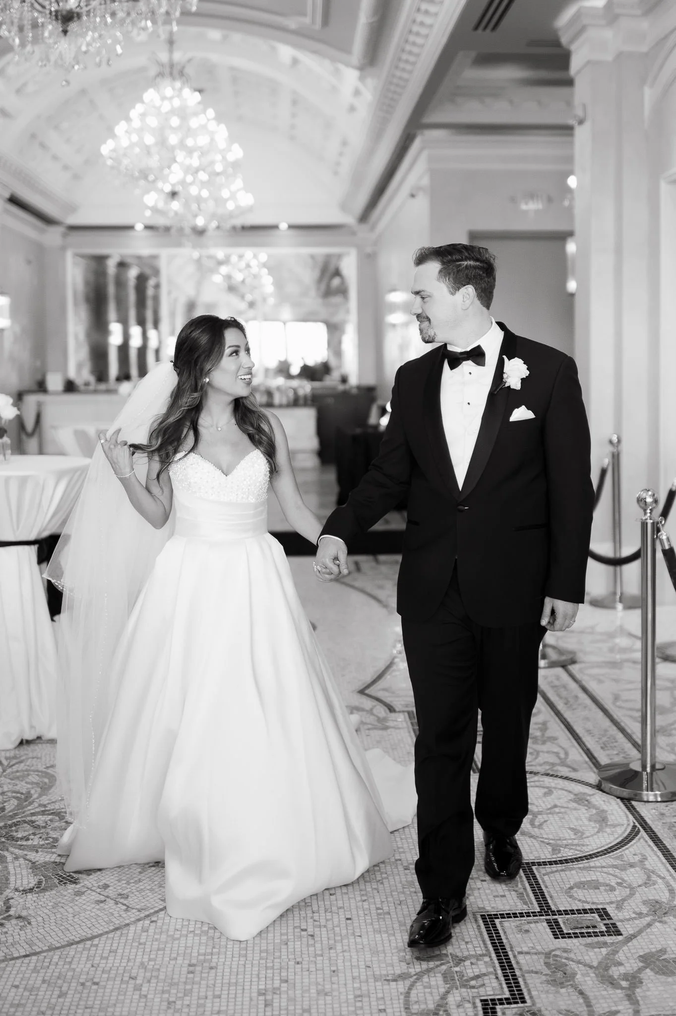 Houston-modern-luxury-wedding-venue-le-tesserae-photography-east-river