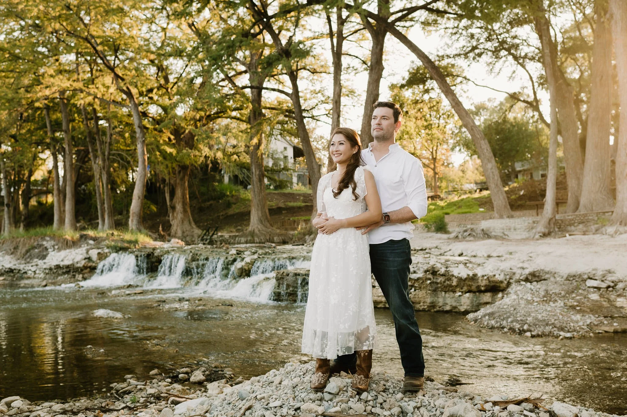 Family Estate Hunt, TX Engagement on the River