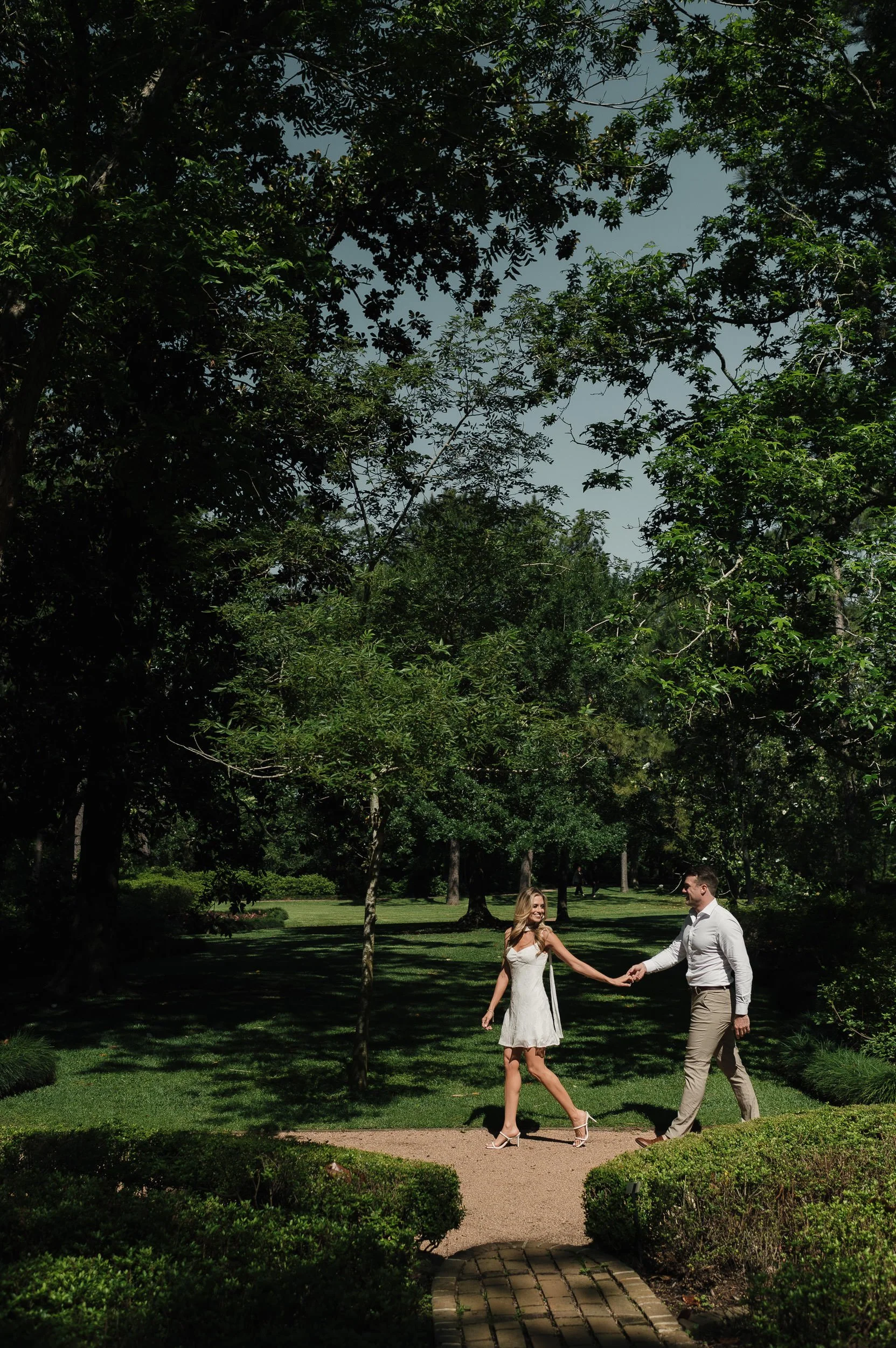 nikki-harrison-houston-modern-classy-luxury-engagement-sm-7.jpg