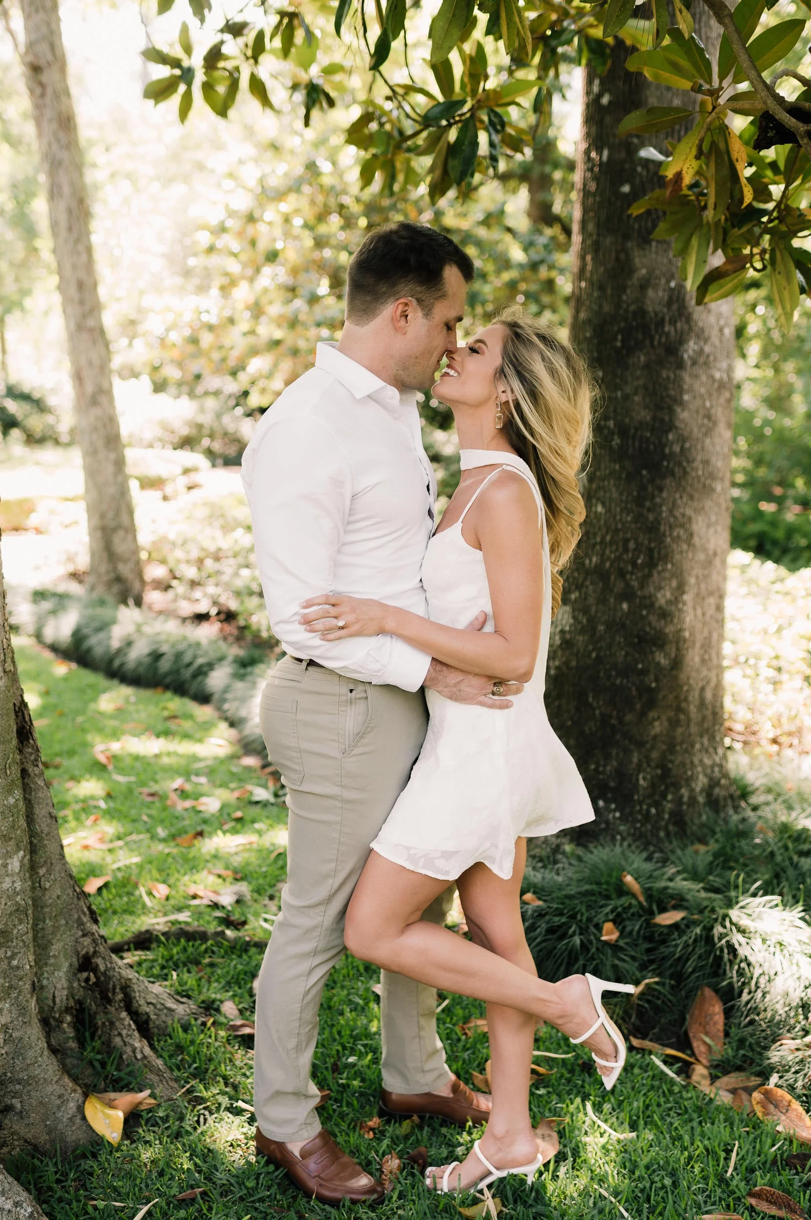 nikki-harrison-houston-modern-classy-luxury-engagement-sm-28.jpg