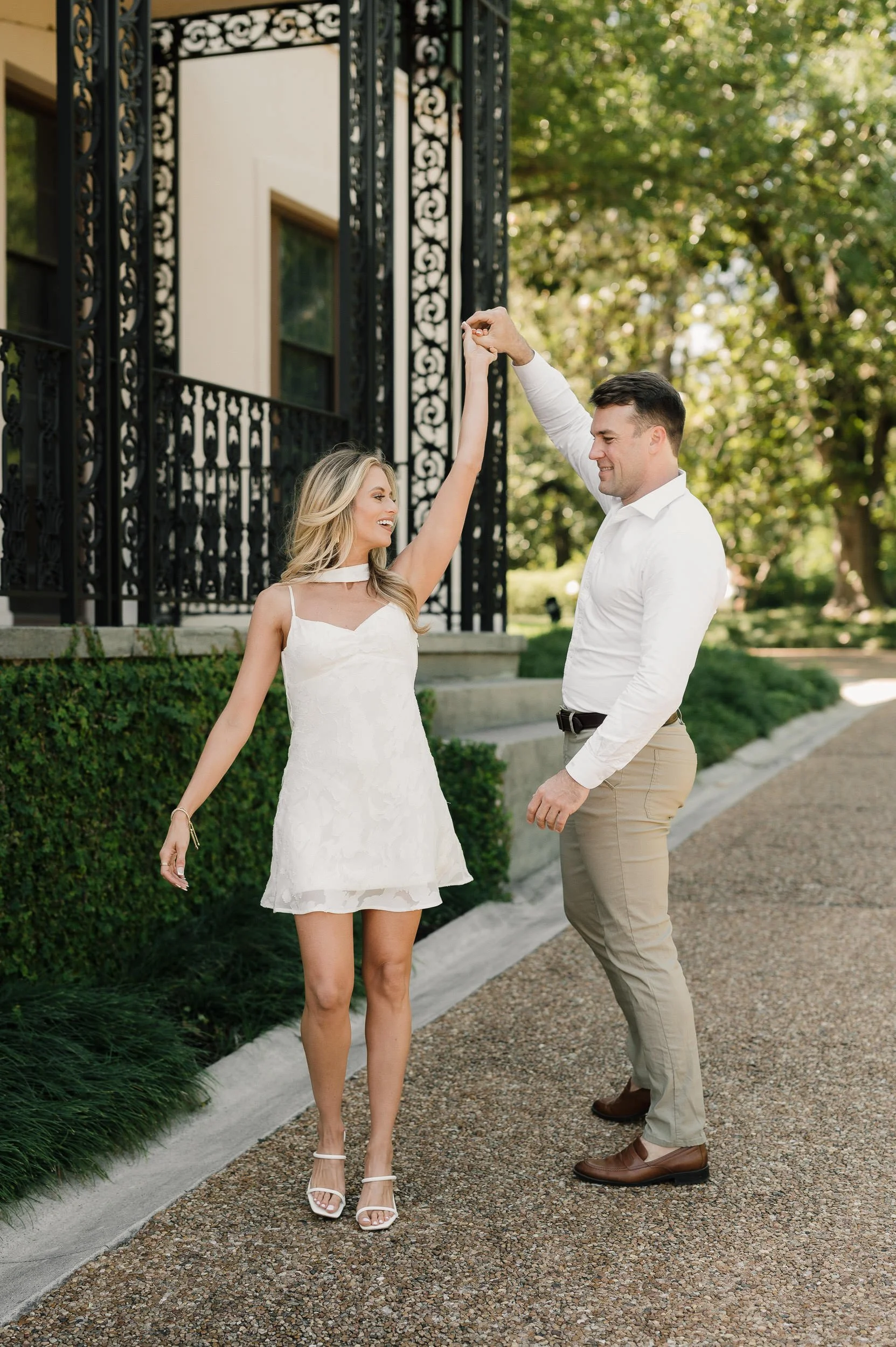 nikki-harrison-houston-modern-classy-luxury-engagement-sm-67.jpg