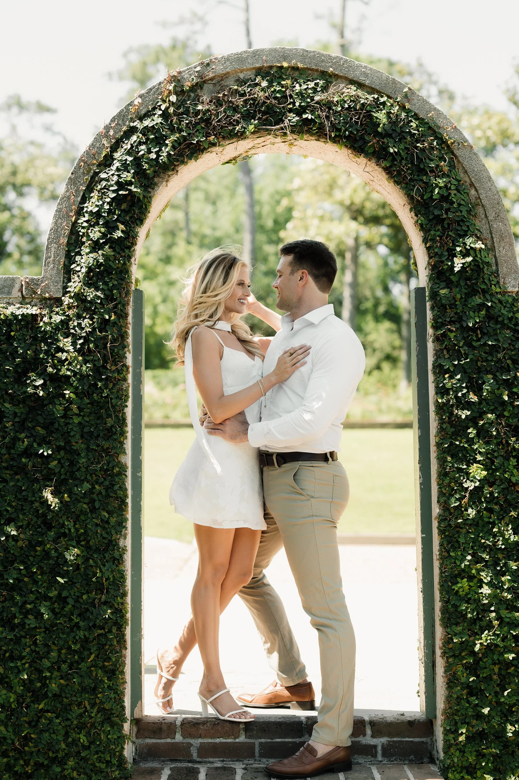 nikki-harrison-houston-modern-classy-luxury-engagement-sm-87.jpg