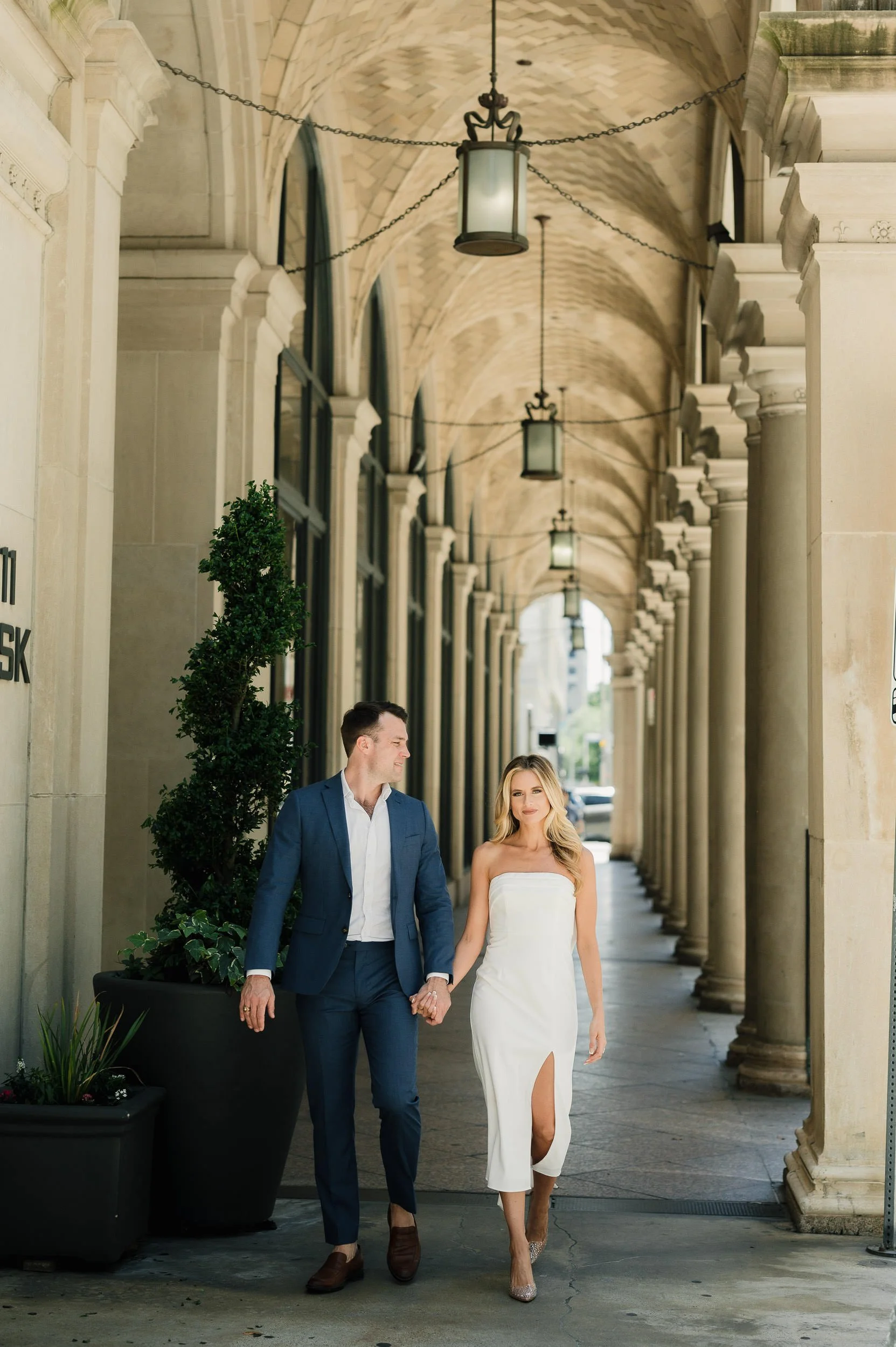 nikki-harrison-houston-modern-classy-luxury-engagement-sm-120.jpg