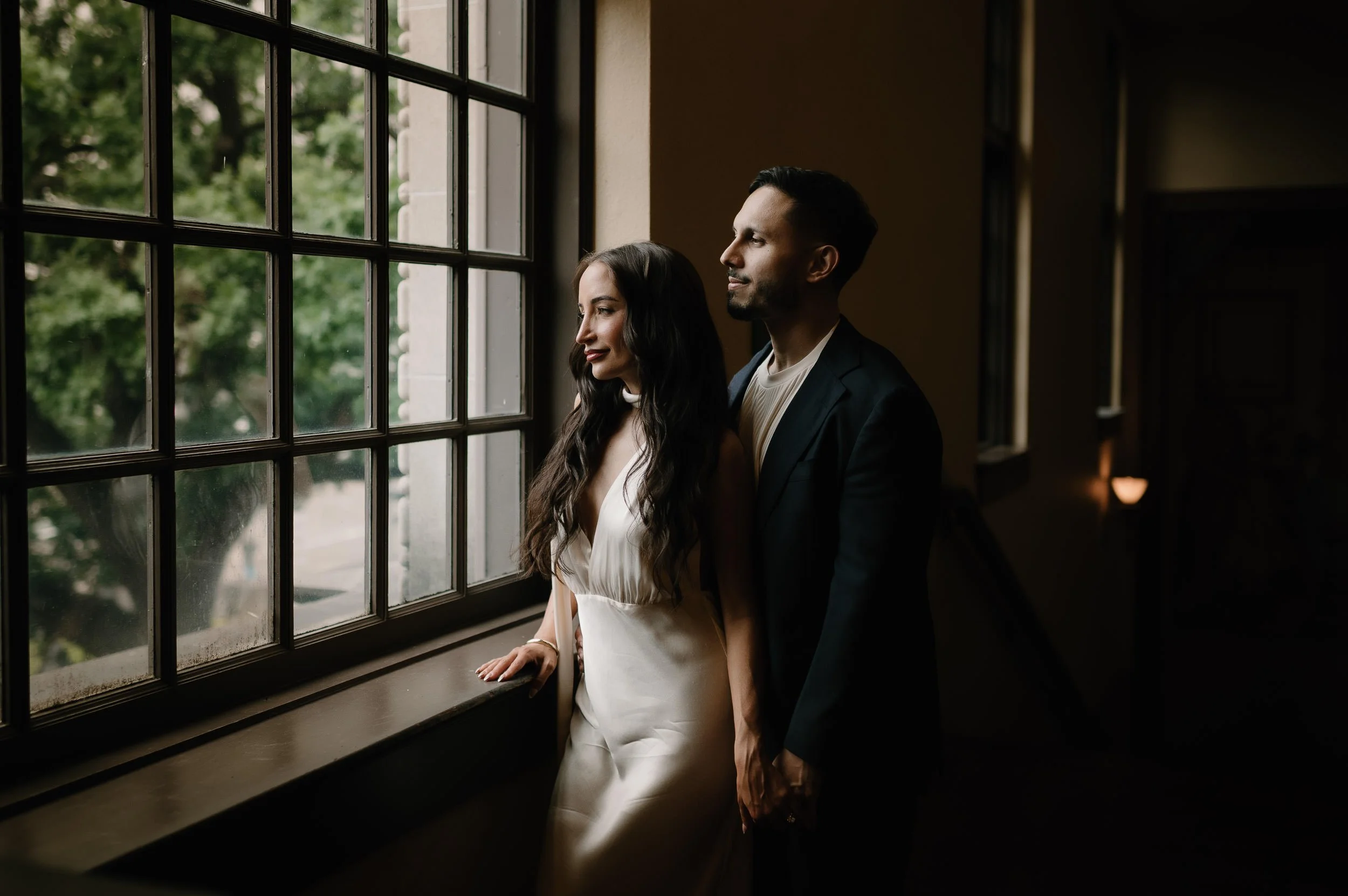 brianna-matt-houston-modern-classy-library-engagement-sm-83.jpg