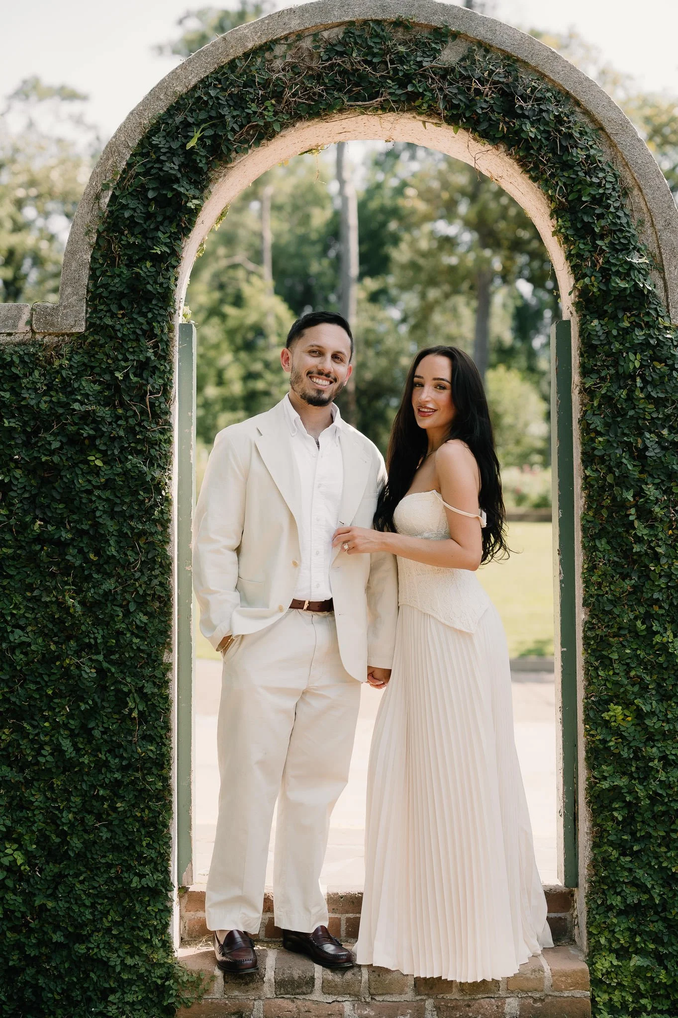 bri-matt-bayou-bend-collections-gardens-houston-sm-18.jpg