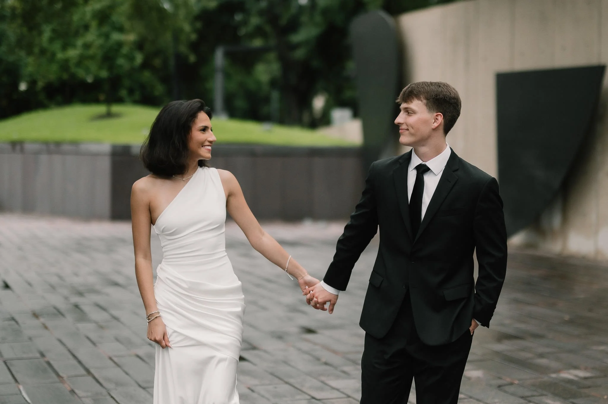 ally-chase-proposal-houston-museum-district-engagement-sm-103.jpg