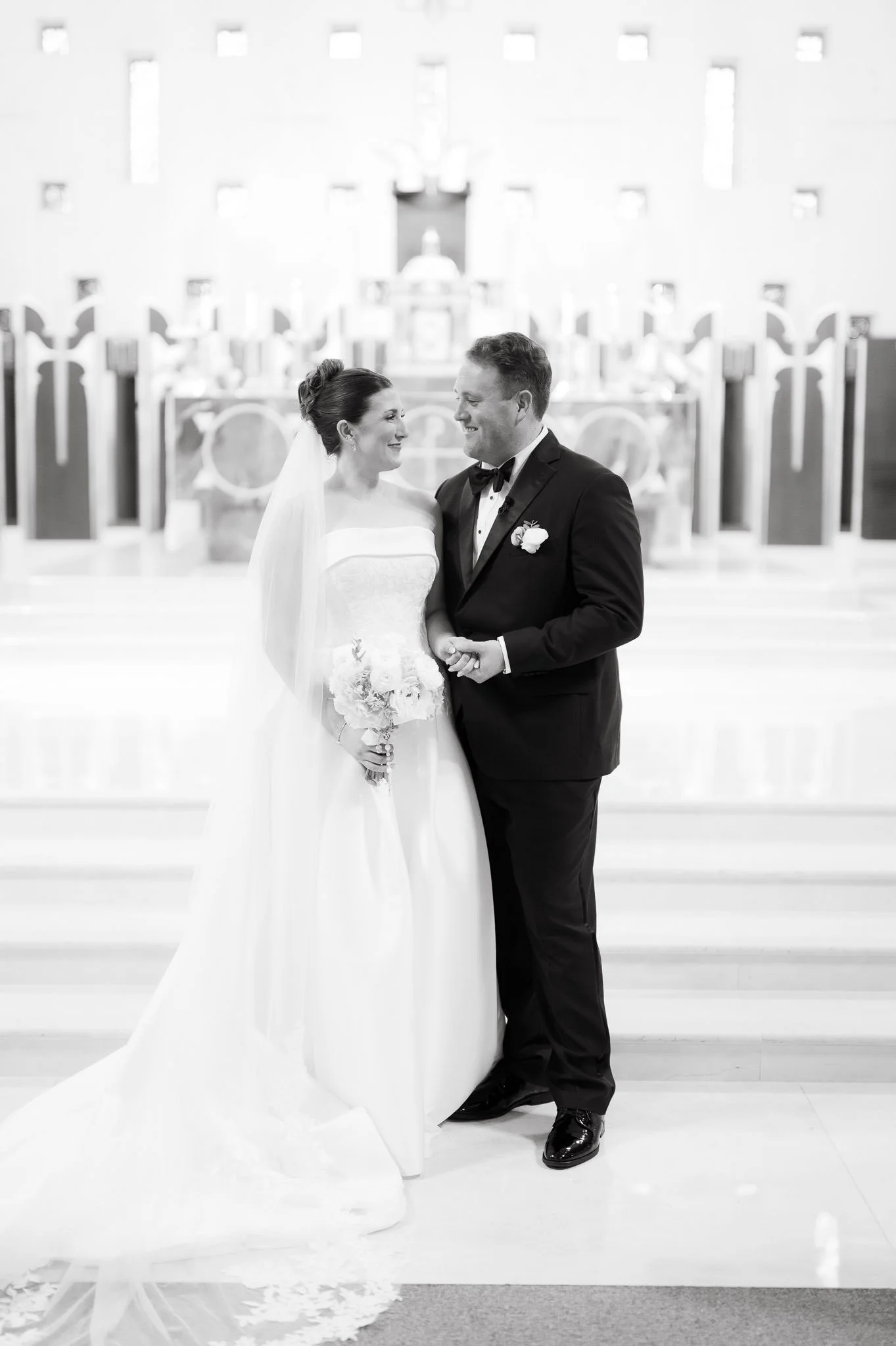 jordan-nick-houston-storian-wedding-modern-luxury-sm-27.jpg