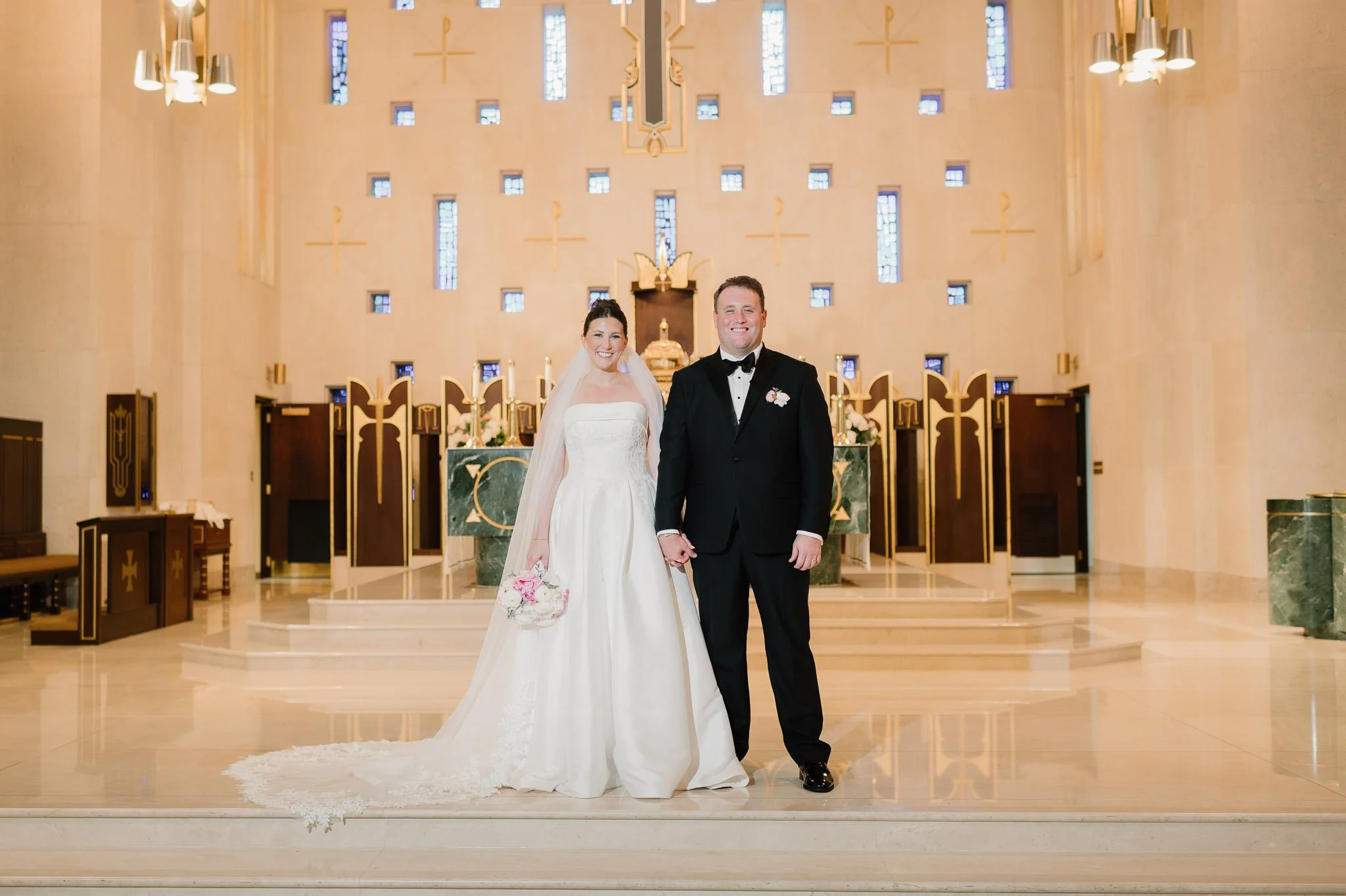jordan-nick-houston-storian-wedding-modern-luxury-sm-29.jpg