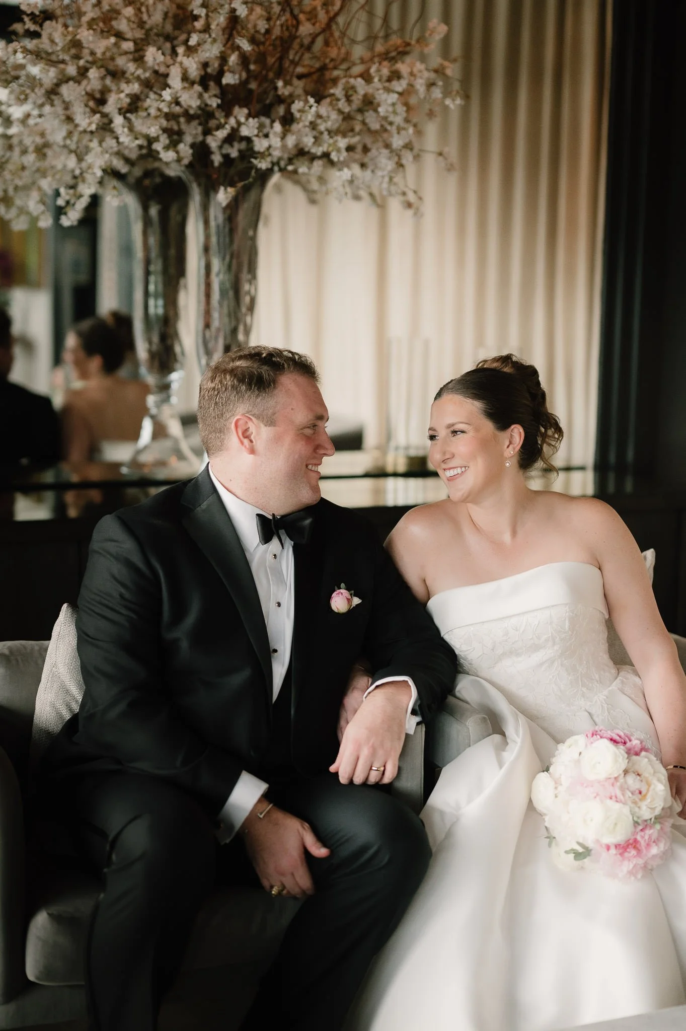 jordan-nick-houston-storian-wedding-modern-luxury-sm-42.jpg