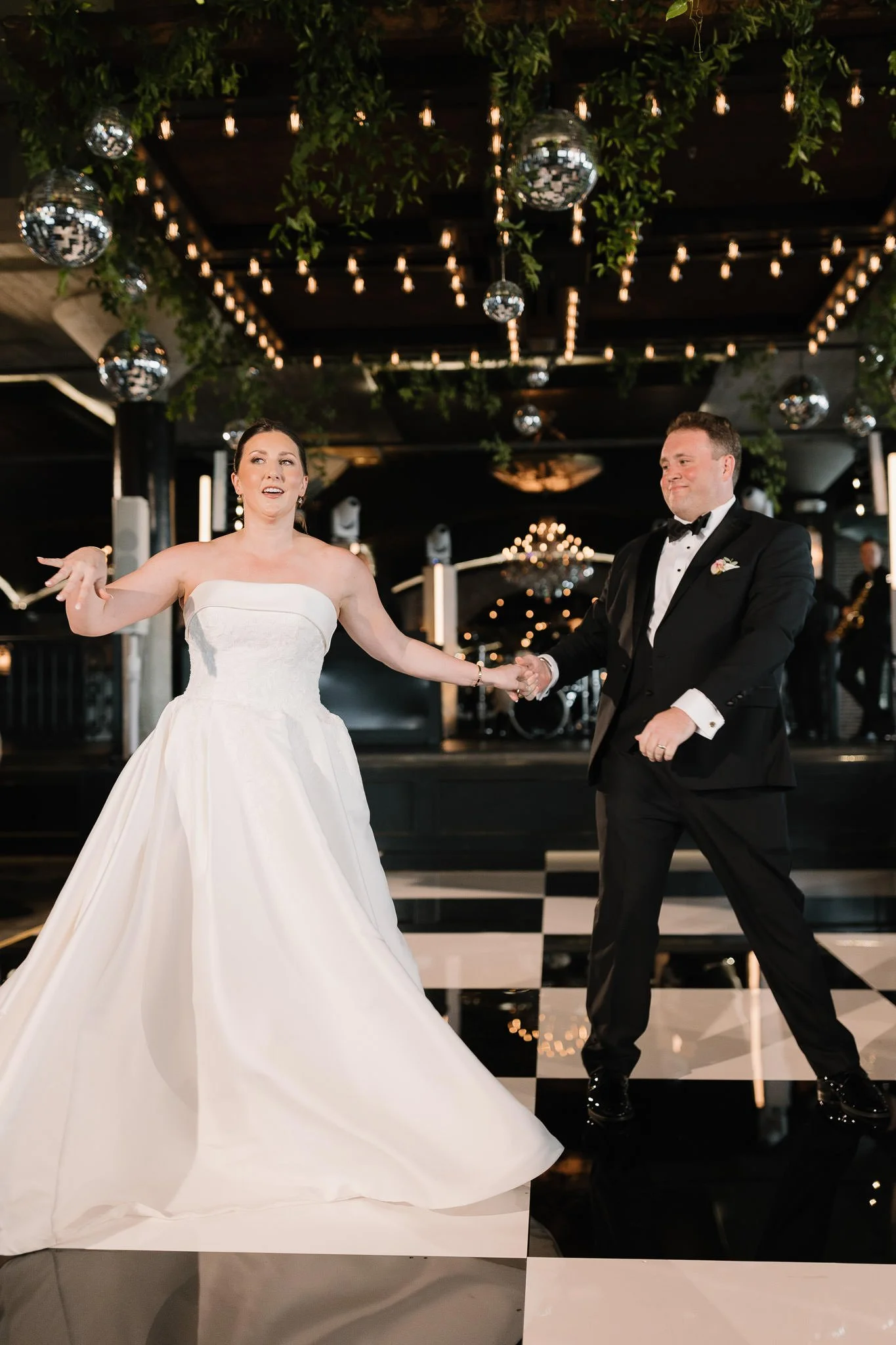 jordan-nick-houston-storian-wedding-modern-luxury-sm-73.jpg