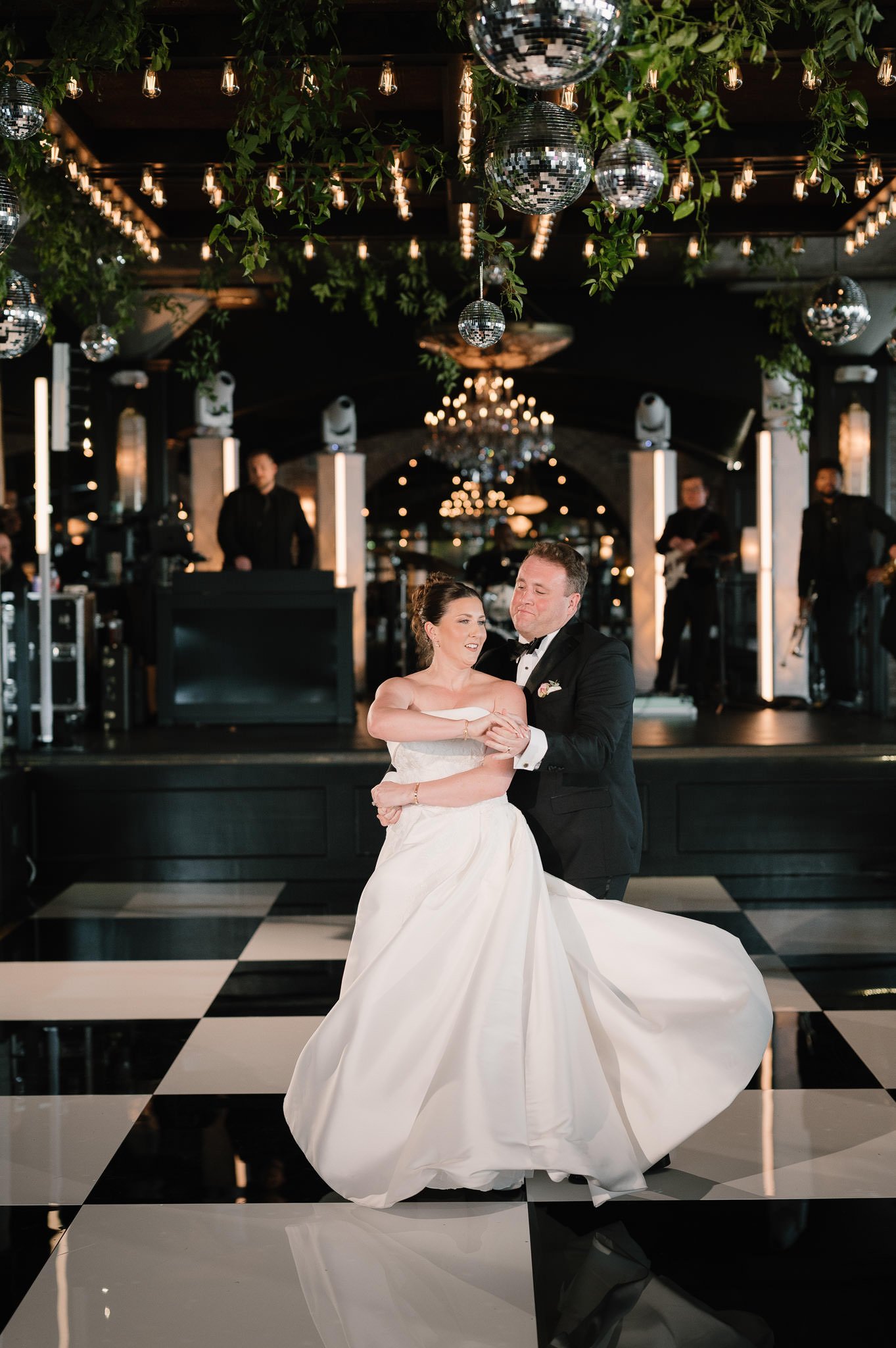 jordan-nick-houston-storian-wedding-modern-luxury-sm-76.jpg