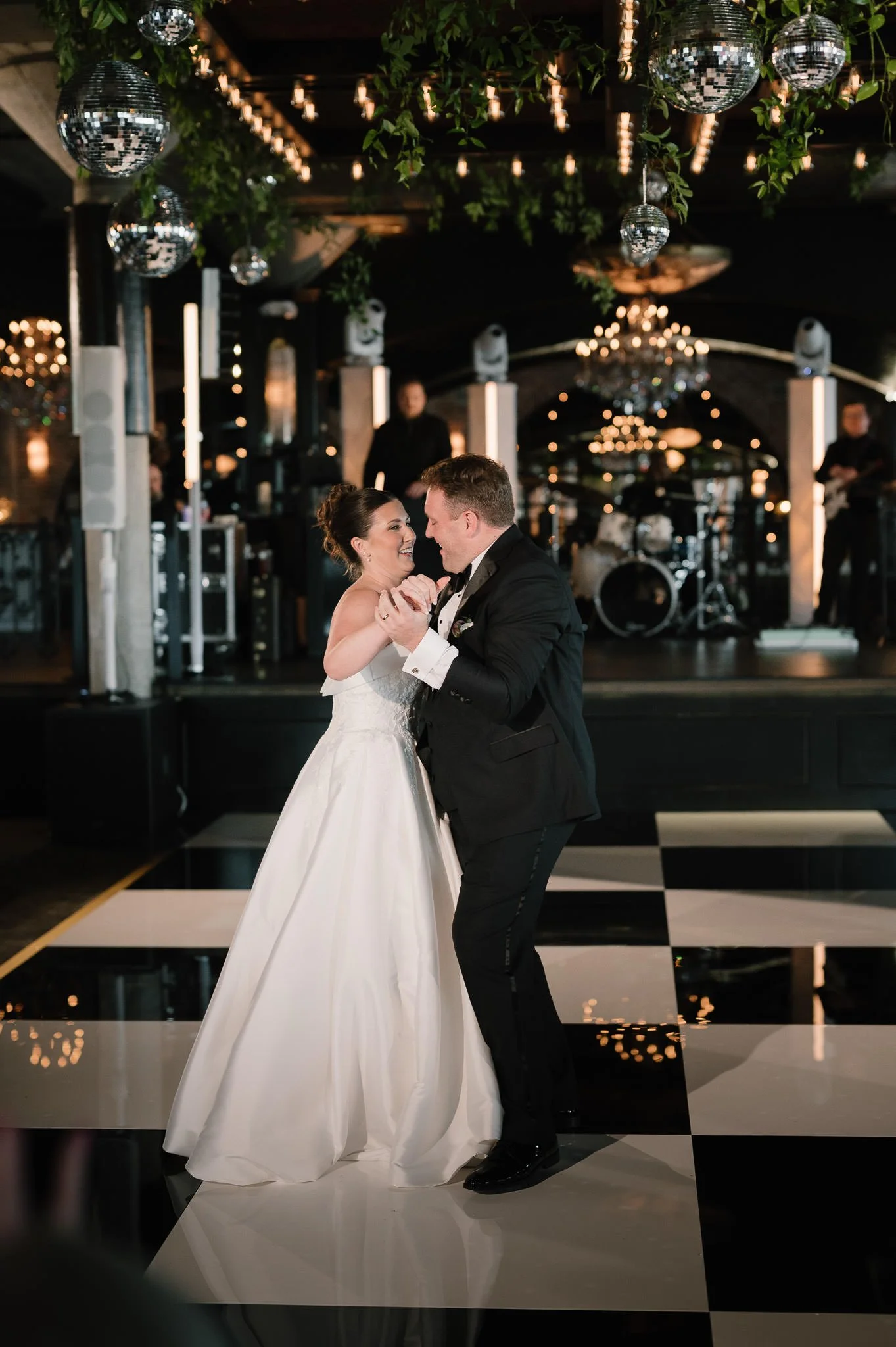 jordan-nick-houston-storian-wedding-modern-luxury-sm-77.jpg