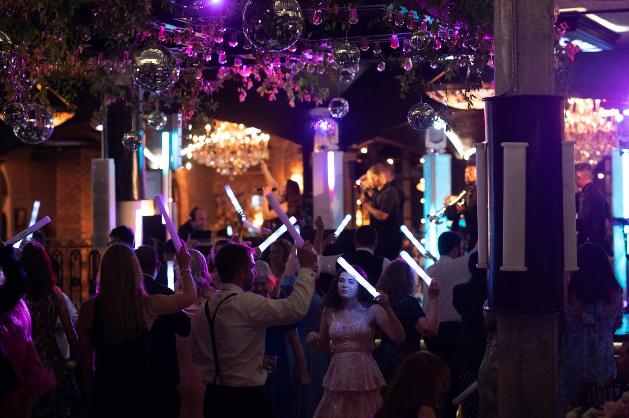 jordan-nick-houston-storian-wedding-modern-luxury-sm-92.jpg