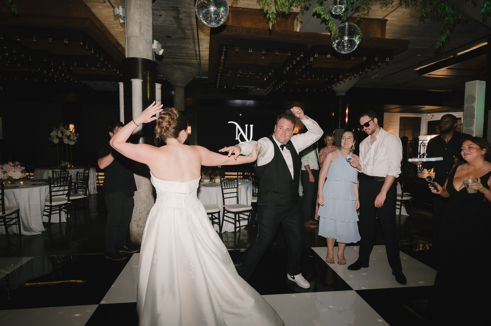 jordan-nick-houston-storian-wedding-modern-luxury-sm-104.jpg