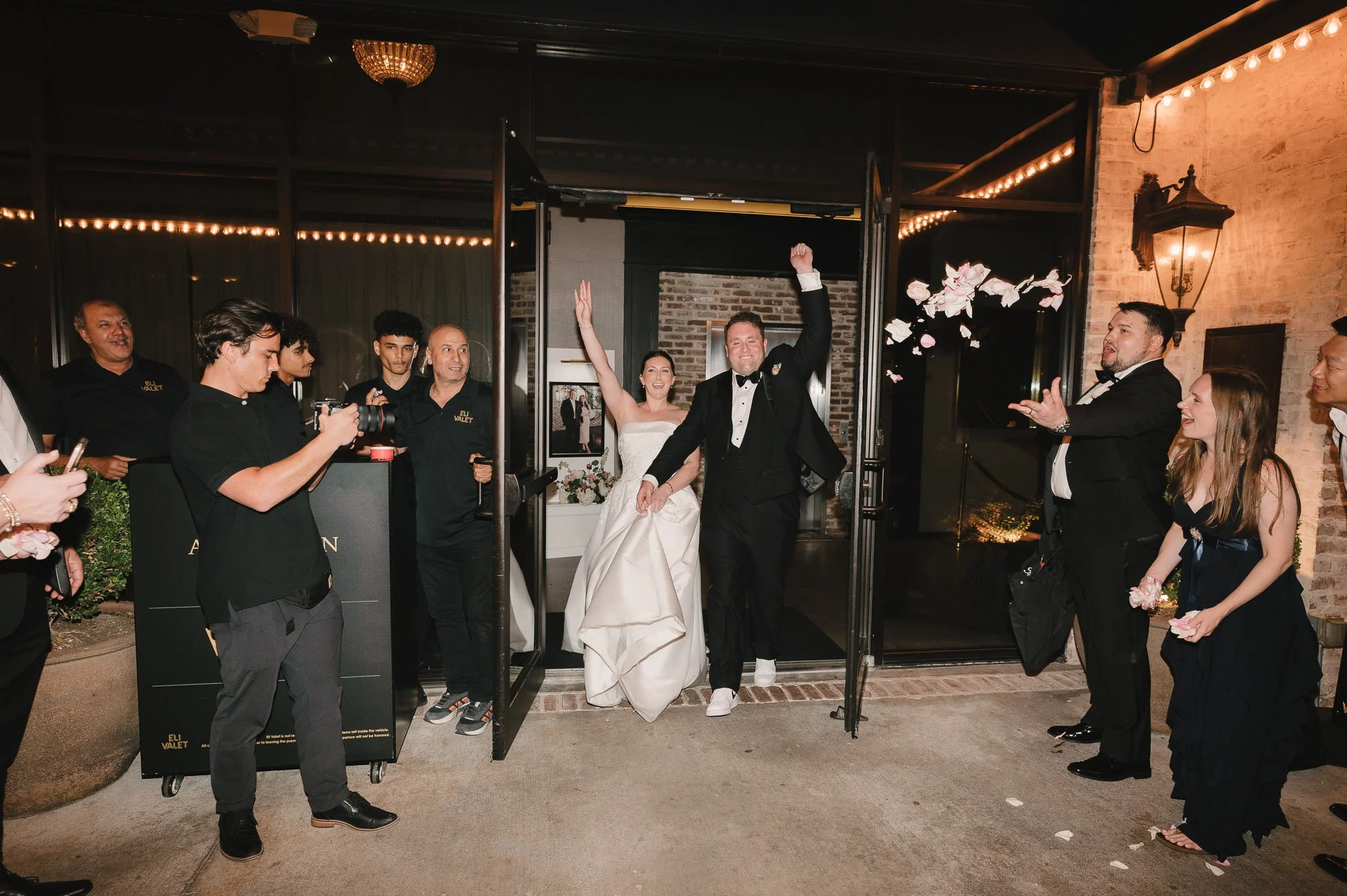 jordan-nick-houston-storian-wedding-modern-luxury-sm-113.jpg