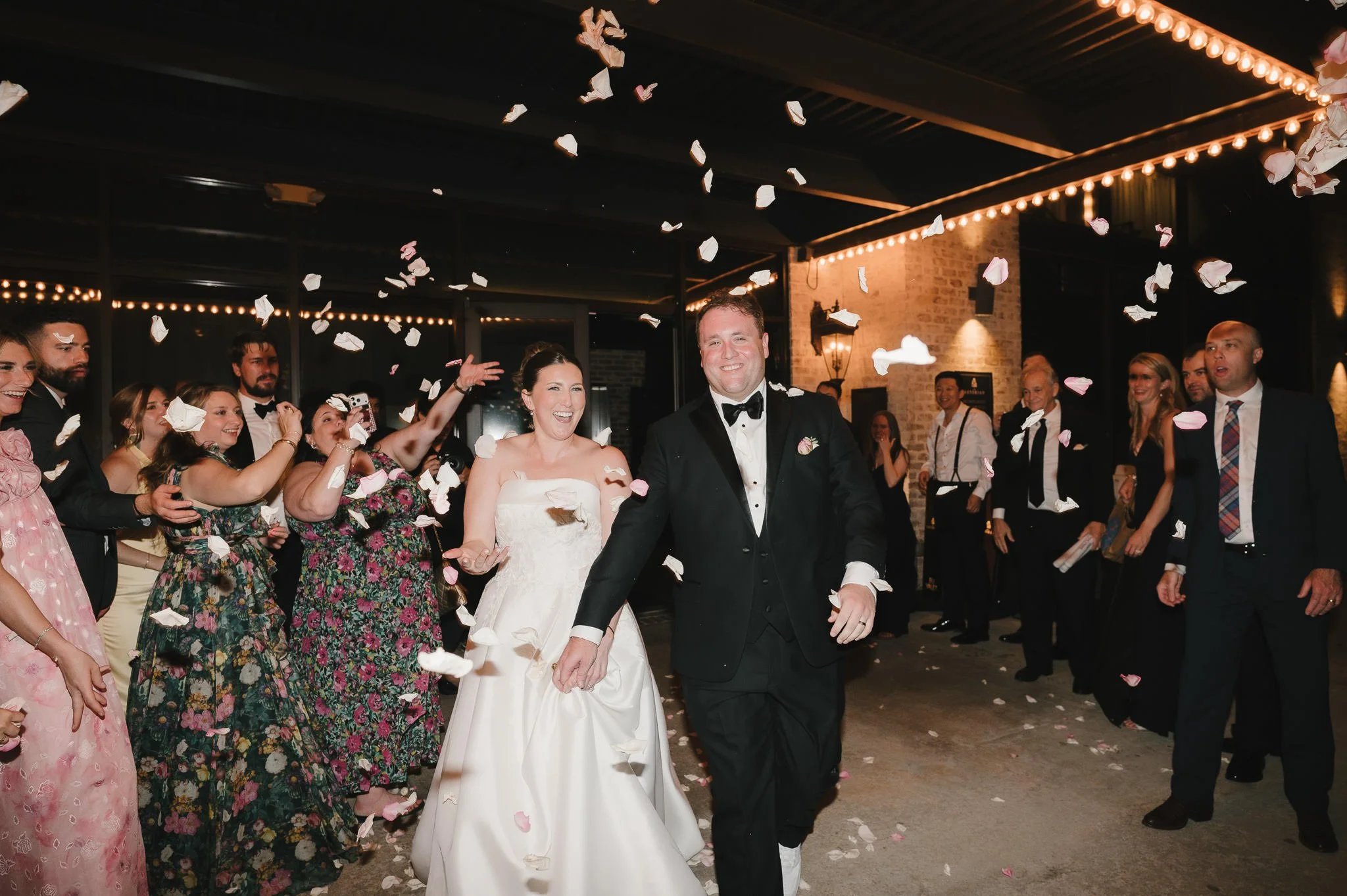 jordan-nick-houston-storian-wedding-modern-luxury-sm-115.jpg