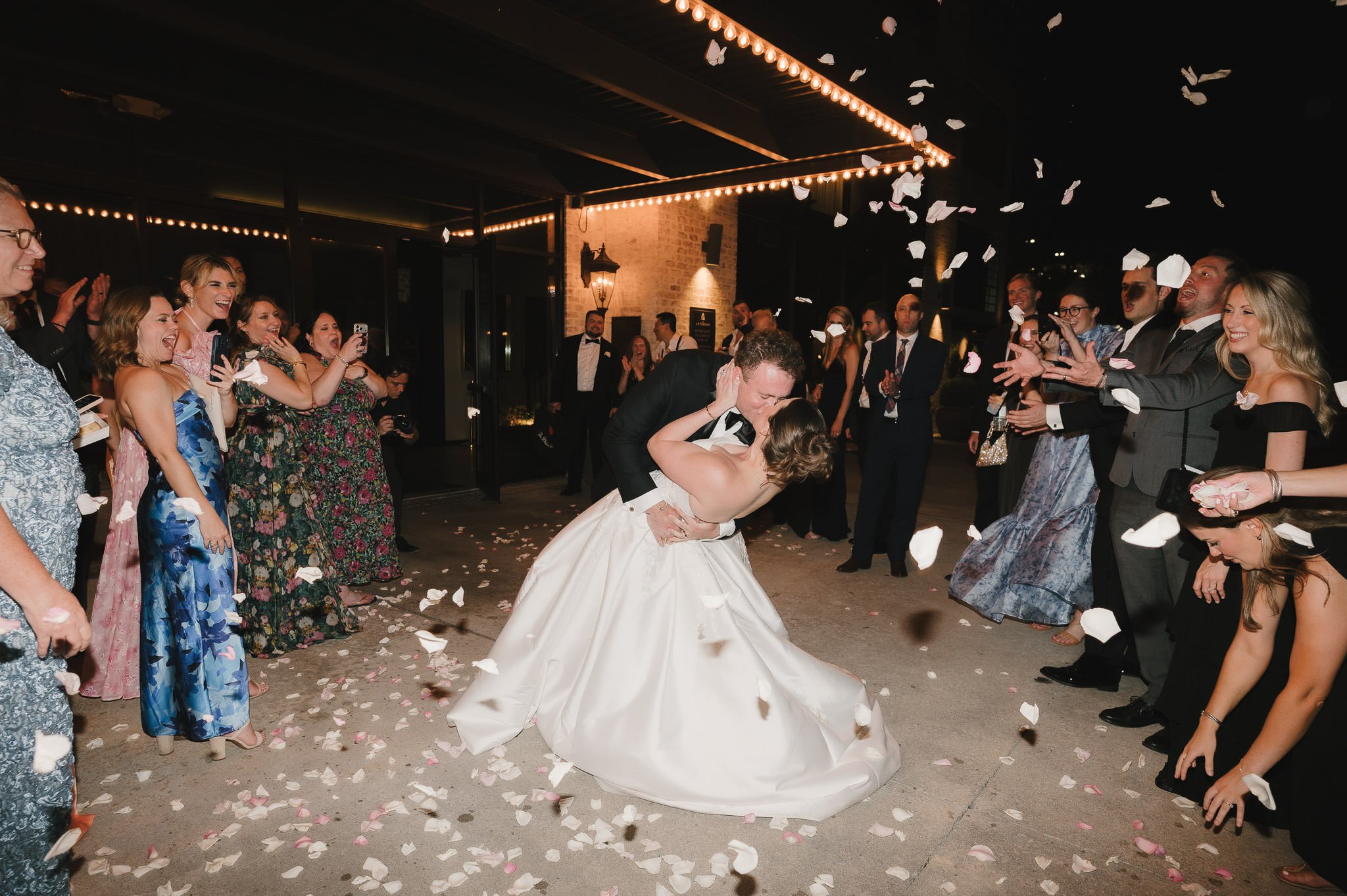 jordan-nick-houston-storian-wedding-modern-luxury-sm-116.jpg