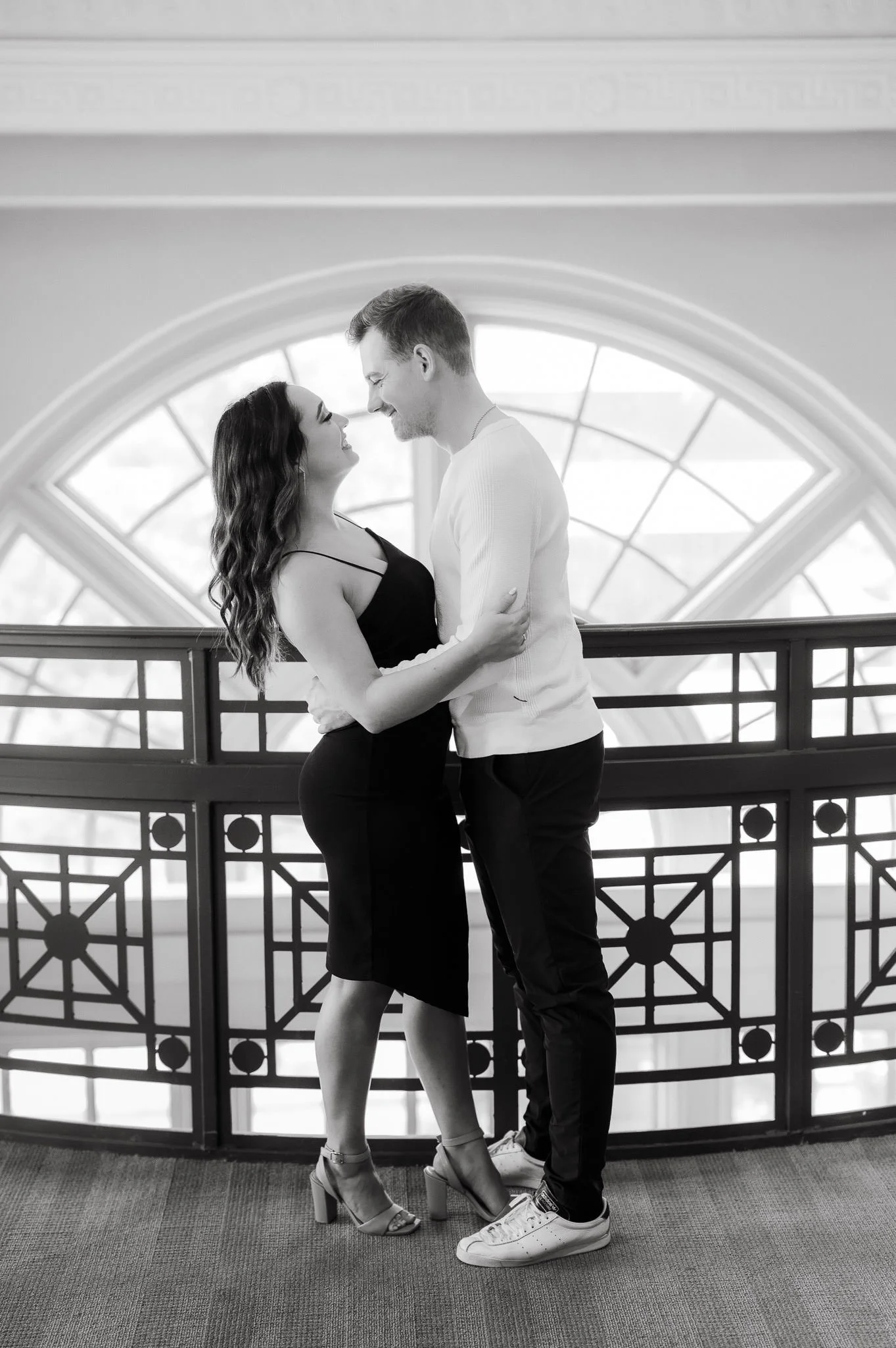 alexis-pierce-corinthian-houston-engagement-session-sm-4.jpg