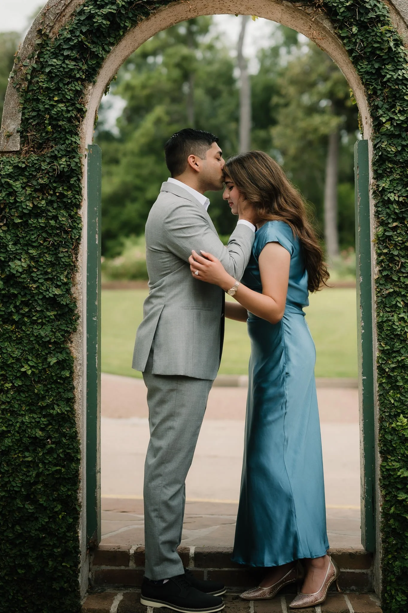 ad-indian-engagement-houston-bayou-bend-collection-gaardens-julia-ideson-sm-27.jpg