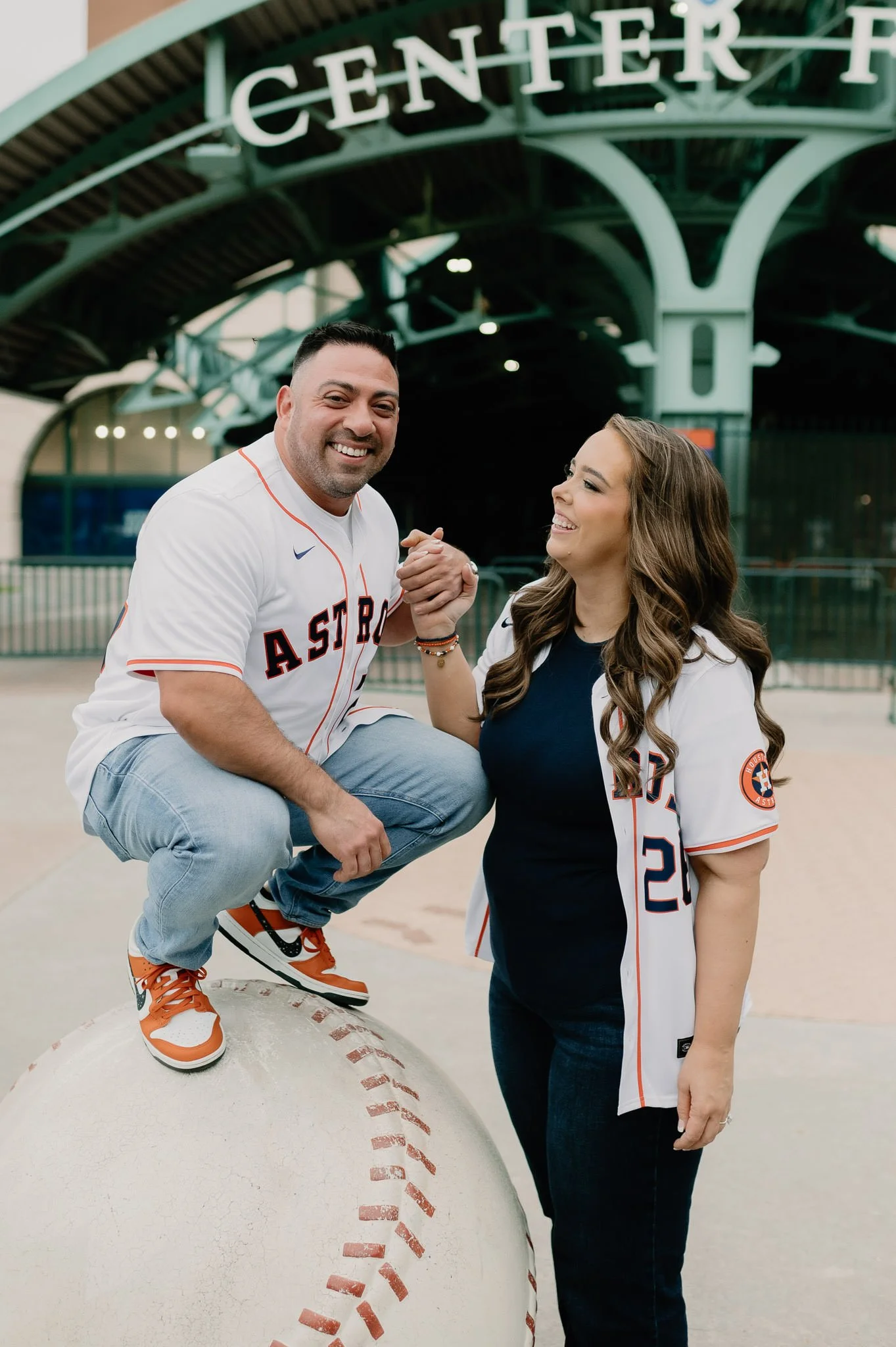 aubrey-angel-downtown-houston-engagement-sm-16.jpg