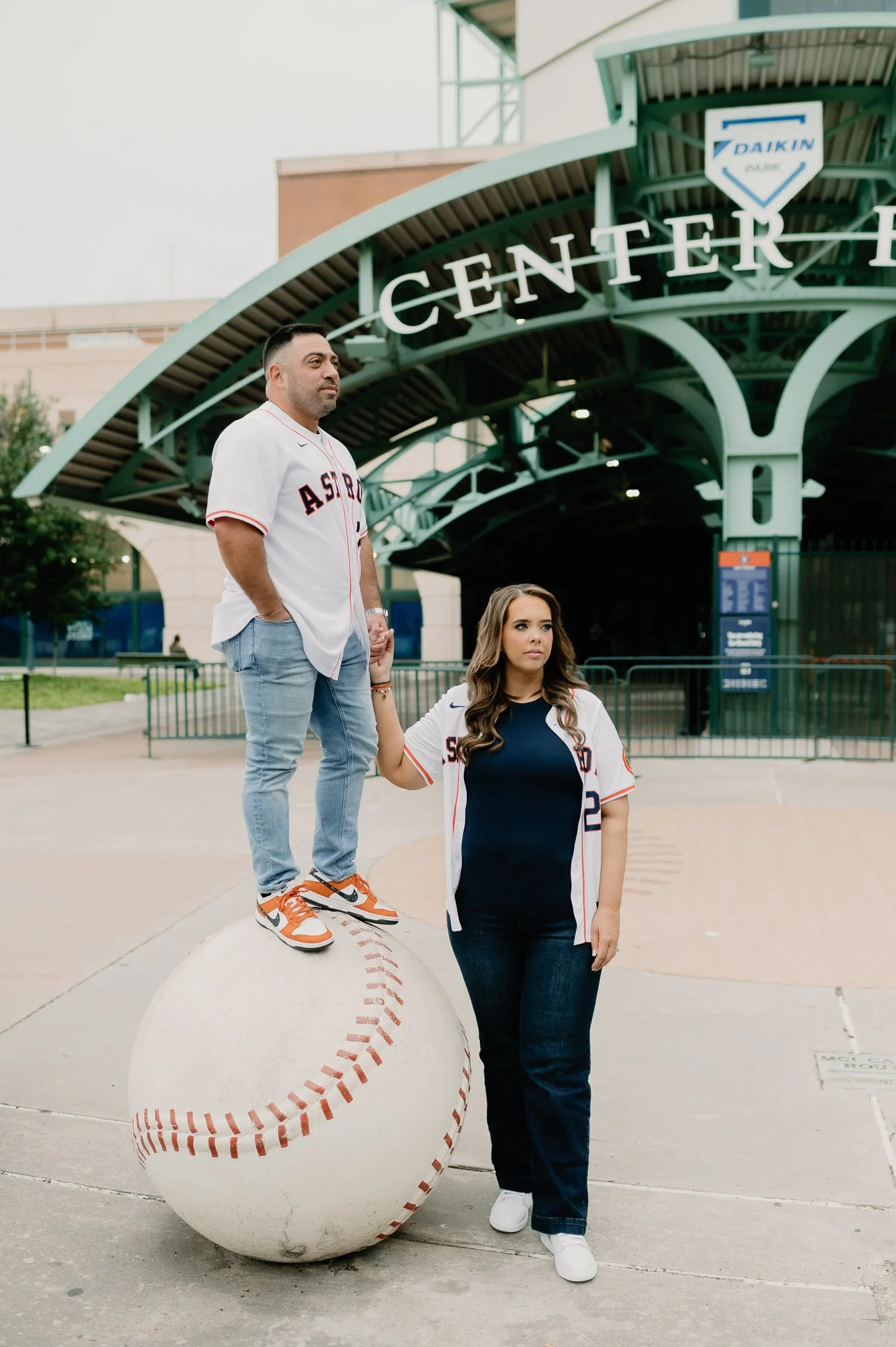 aubrey-angel-downtown-houston-engagement-sm-19.jpg