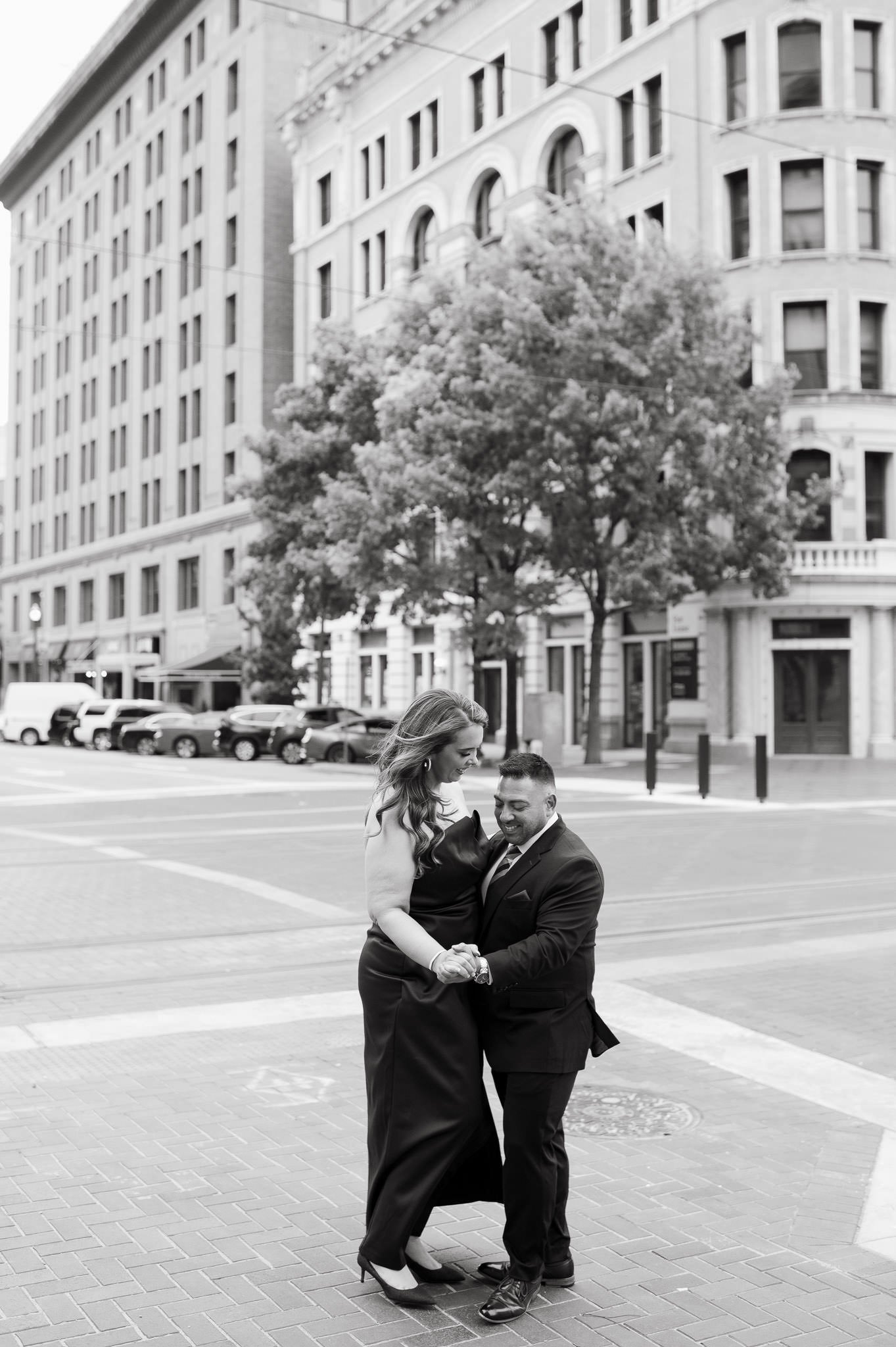 aubrey-angel-downtown-houston-engagement-sm-36.jpg