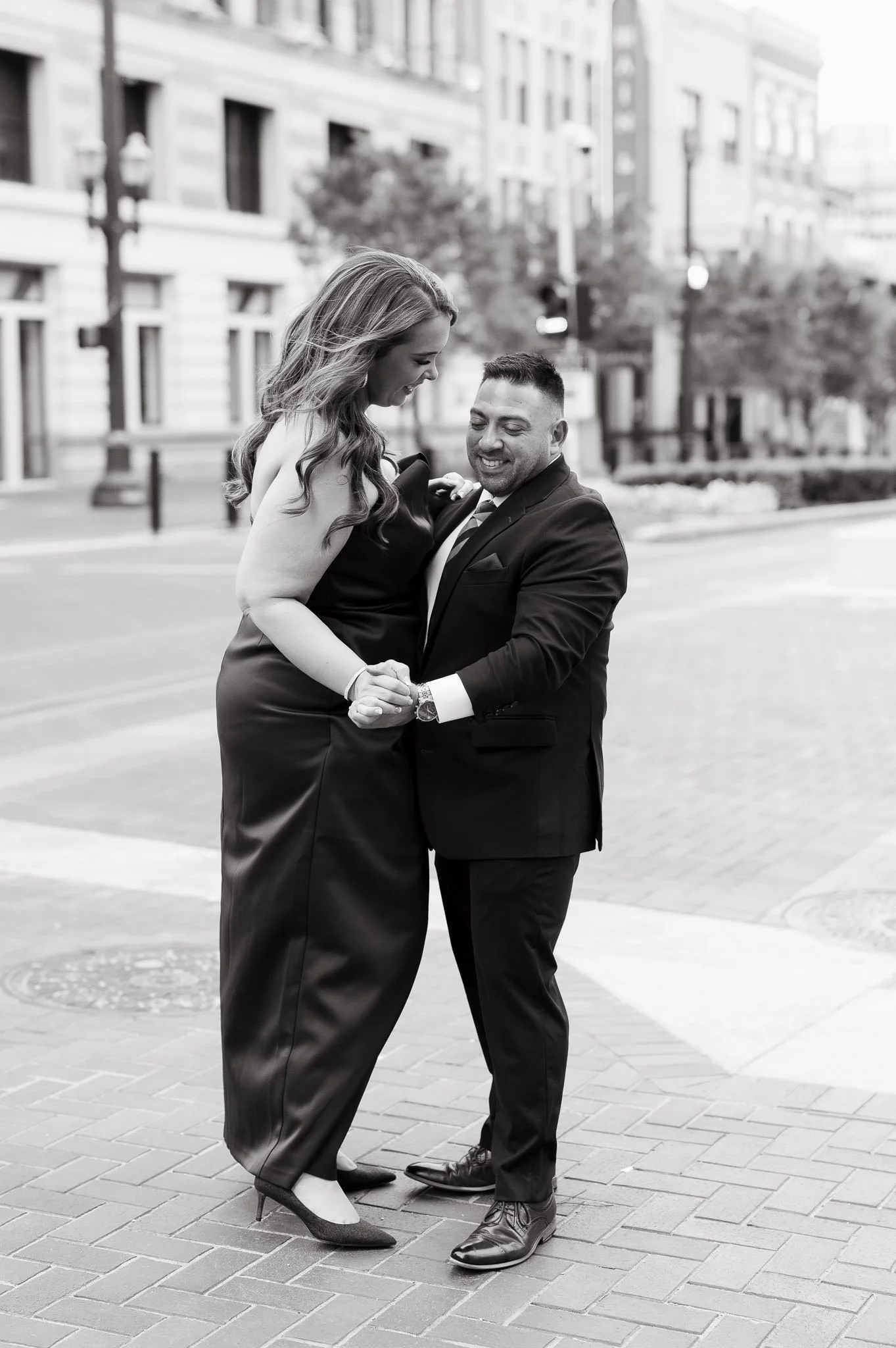 aubrey-angel-downtown-houston-engagement-sm-40.jpg