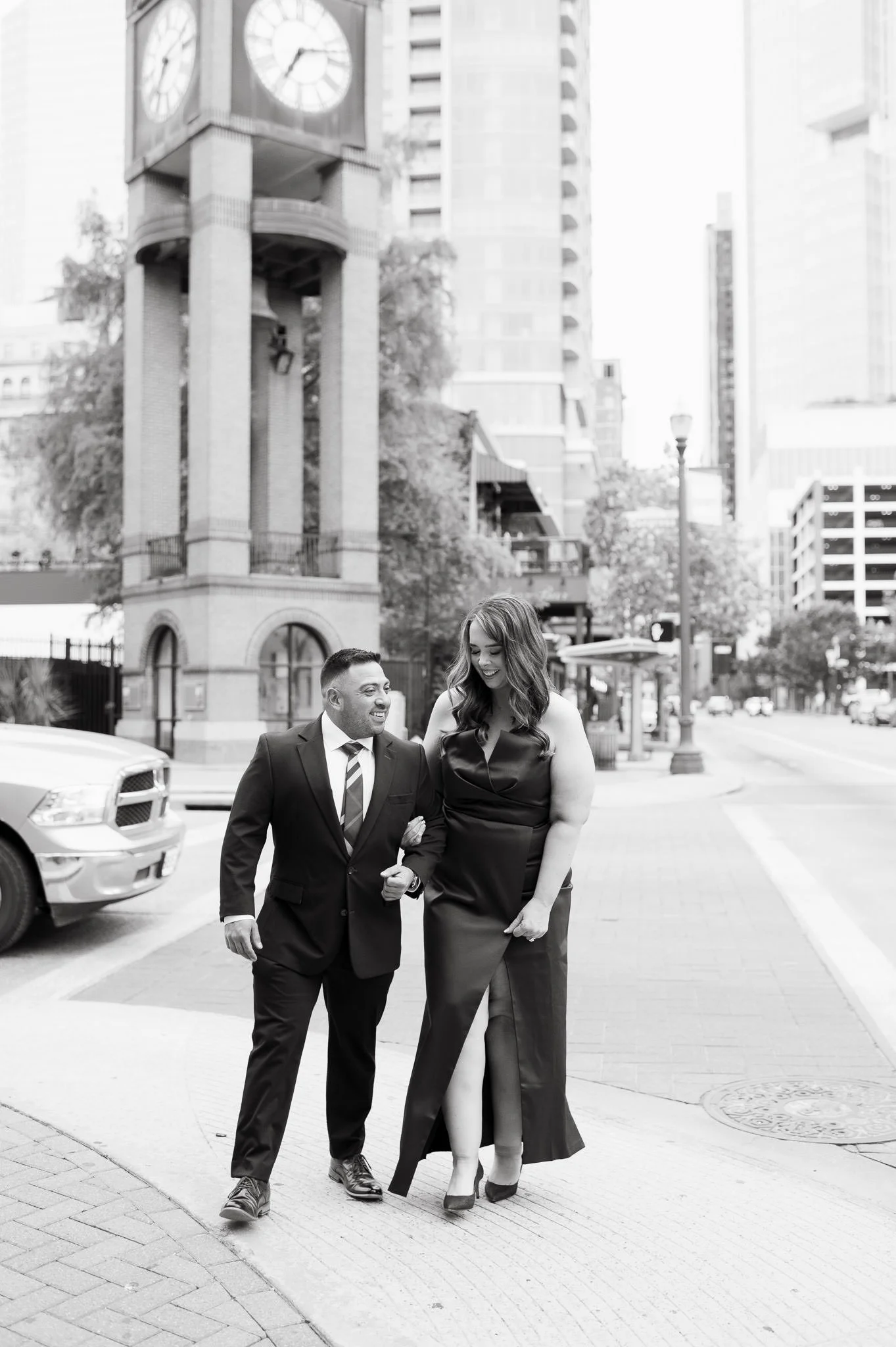 aubrey-angel-downtown-houston-engagement-sm-87.jpg