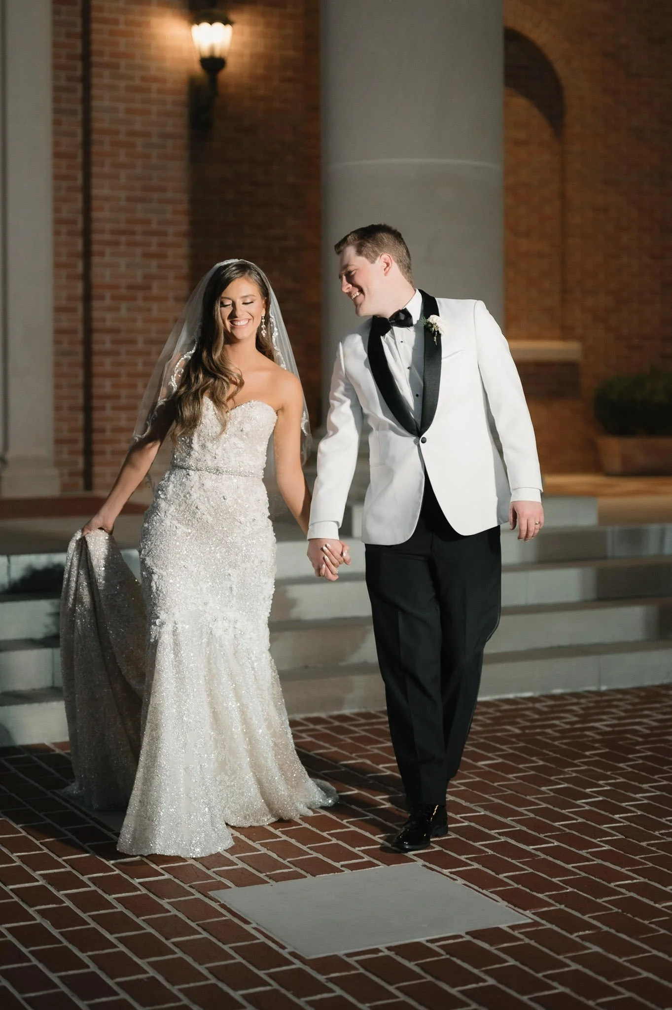 alli-payne-wedding-majestic-metro-houston-7.jpg