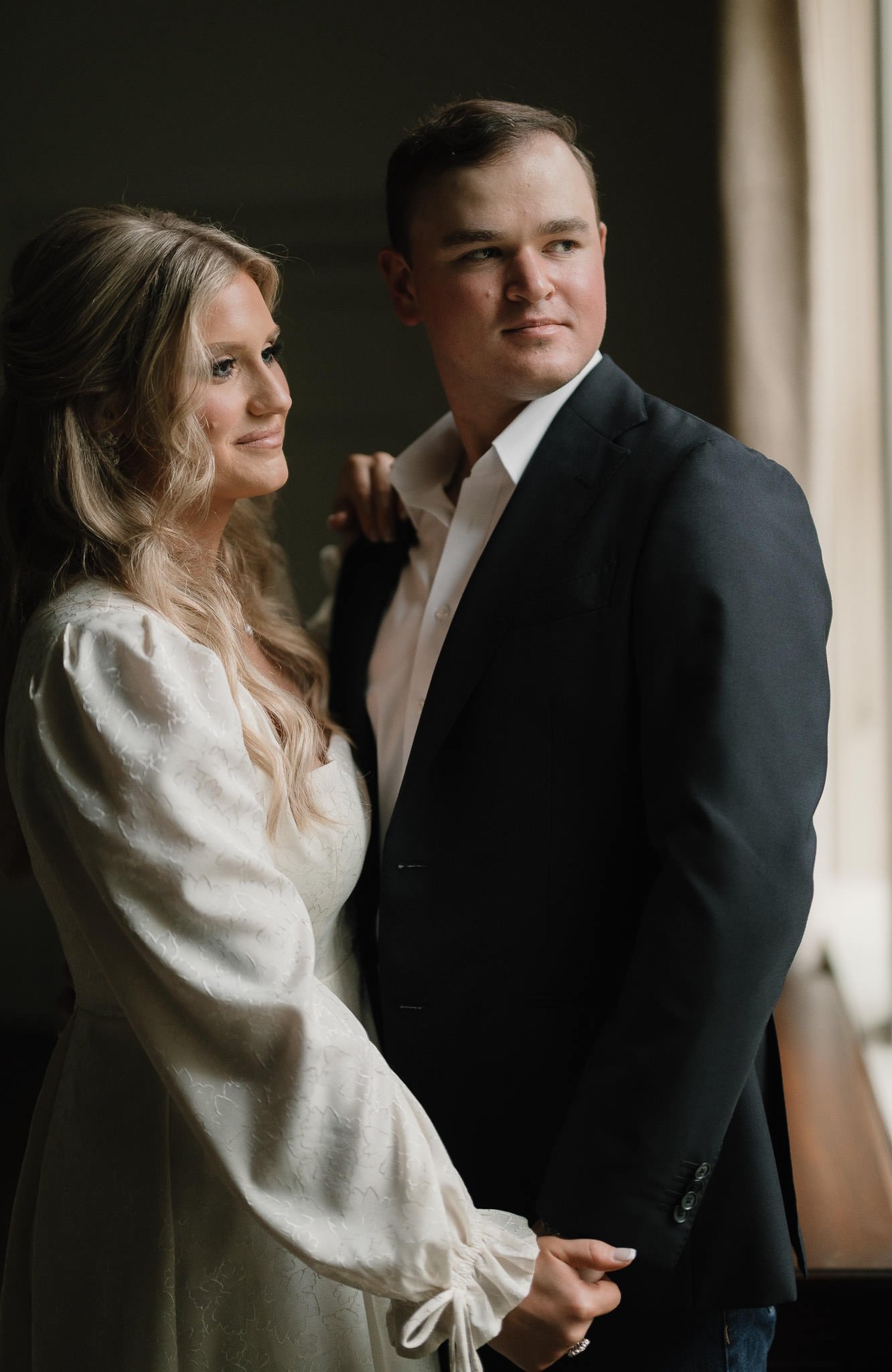 kendall-kyle-houston-riveroaks-garden-club-forum-engagement-session-sm-37.jpg