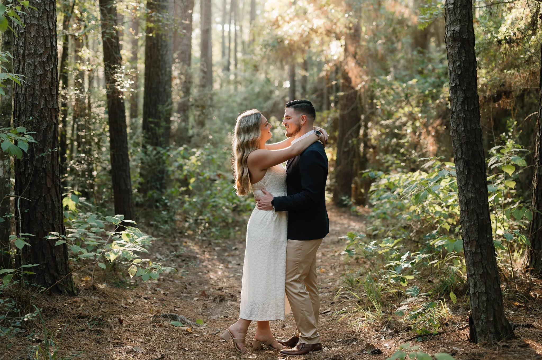 cameron-luther-conroe -woodsy-engageent-photography-sm-10.jpg