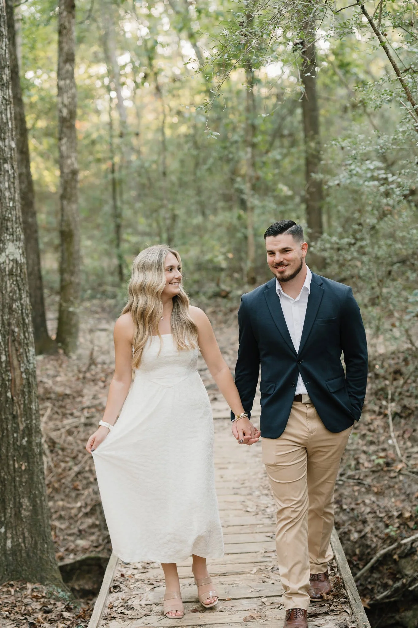 cameron-luther-conroe -woodsy-engageent-photography-sm-11.jpg