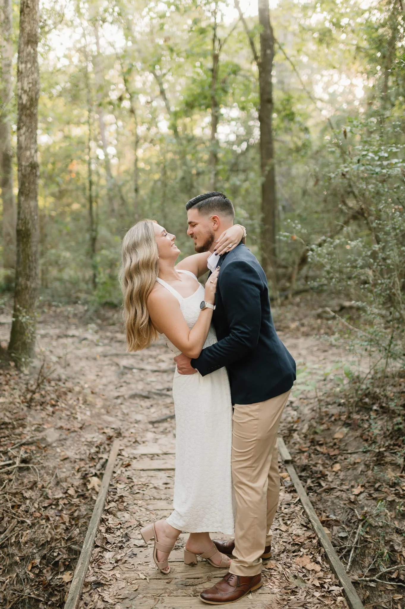 cameron-luther-conroe -woodsy-engageent-photography-sm-12.jpg