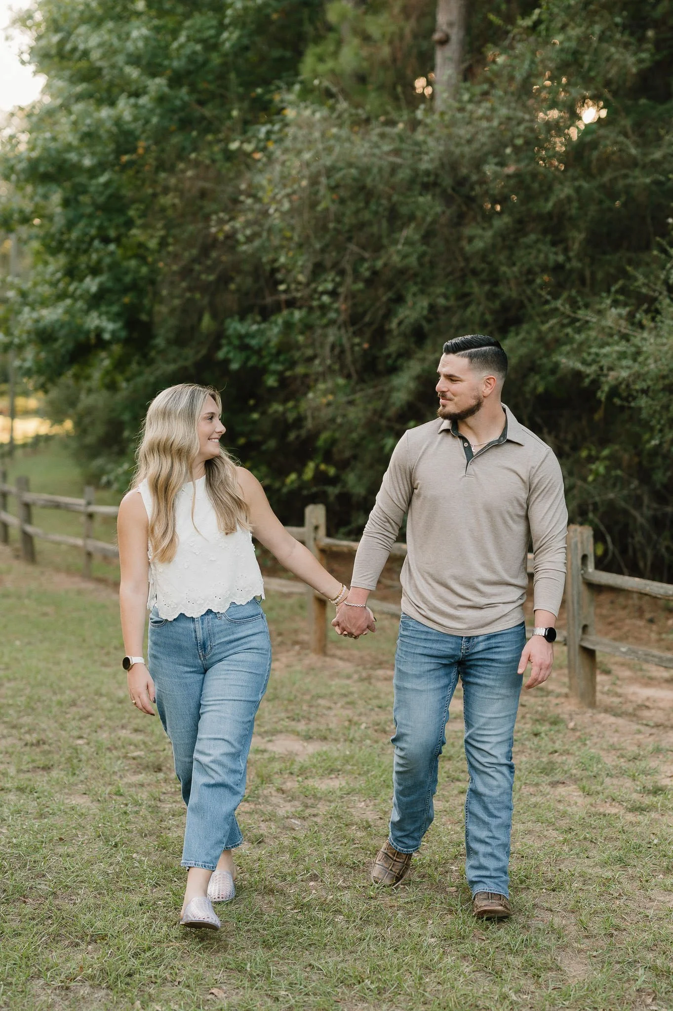 cameron-luther-conroe -woodsy-engageent-photography-sm-17.jpg