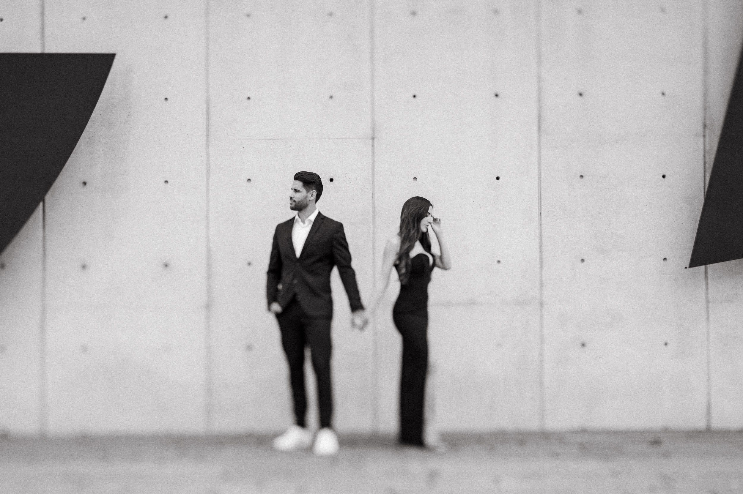 houston-modern-classy-engagement-photography-lauren-enrique-sm-6.jpg