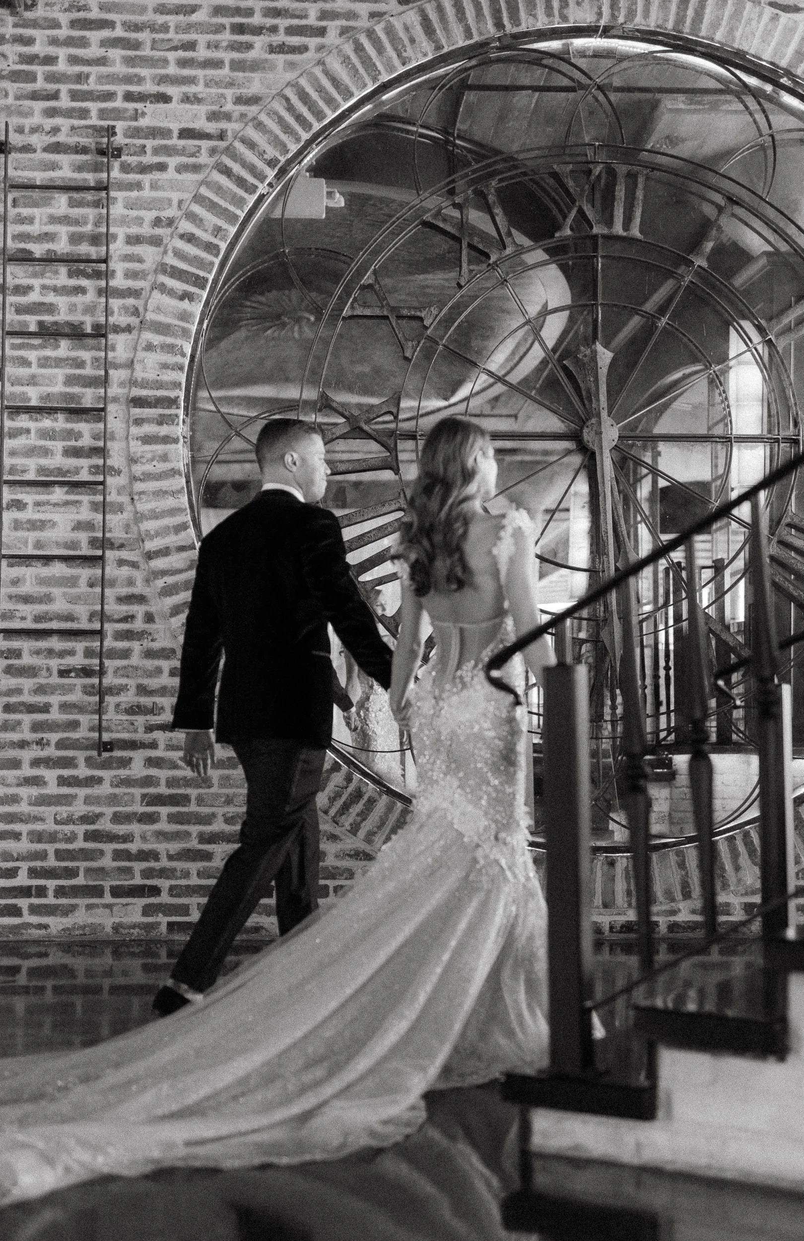 hayley-mike-classy-modern-luxury-houston-wedding-astorian-sm-63.jpg