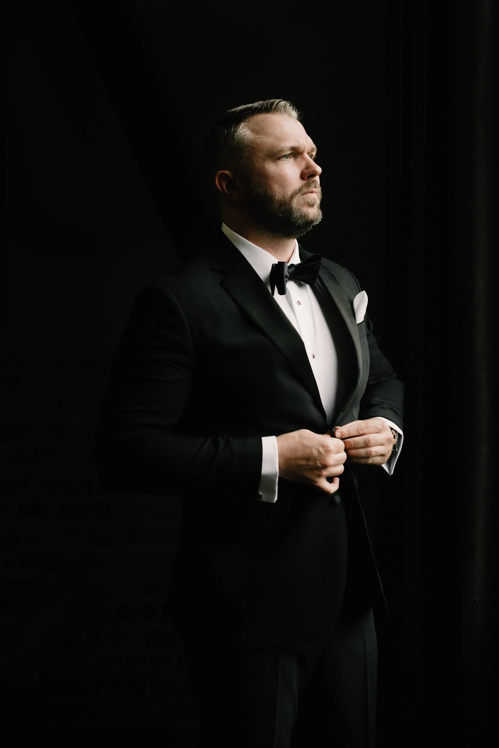 houston-modern-classy-romantic-elegant-timeless-luxury-moody-wedding-photograhy-65.jpg