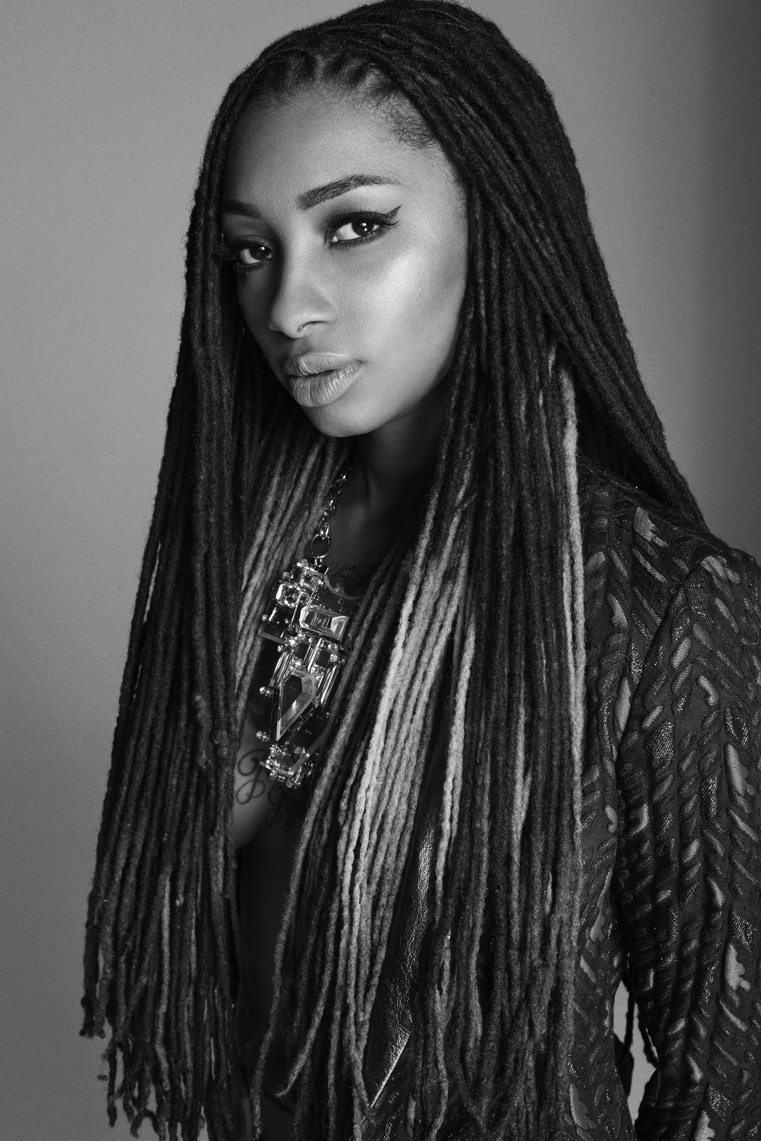 SH_Dutchess_Look#5_221_B&W.jpg