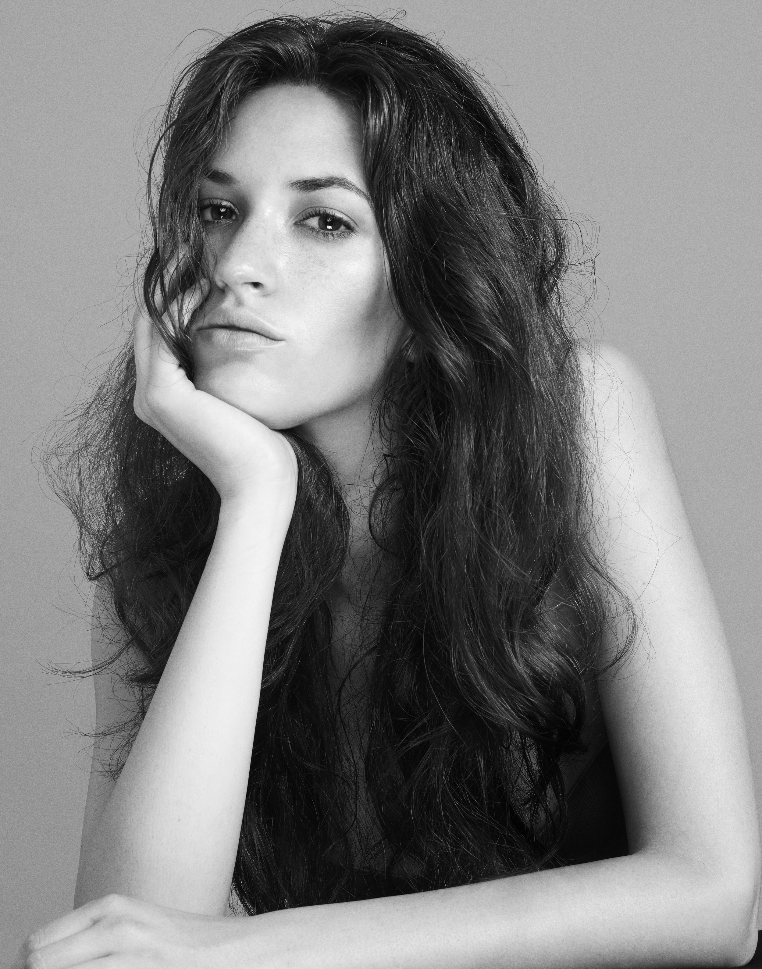 SH_Amanda_Look #2_038_B&W.jpg