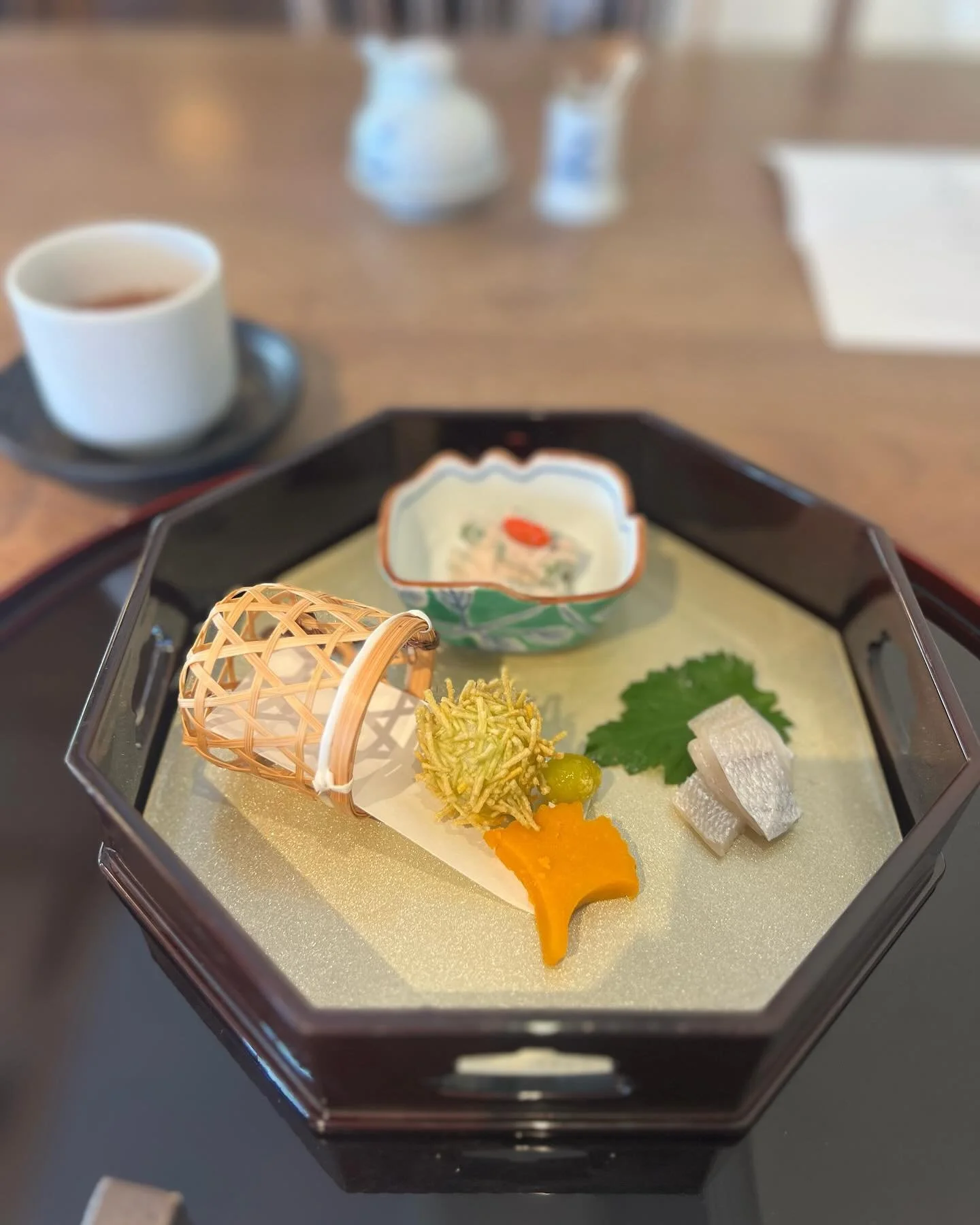 Oh Japan. My favorite love affair of 2023.
The art and the precision you inject into everything you touch.. modest yet full of color — like a Murakami book brought to life. I cannot wait to see you again. 
(And I hope by then you will have re