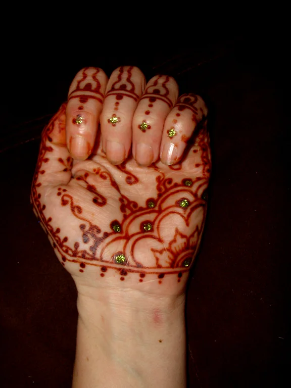 small_henna1458.jpg