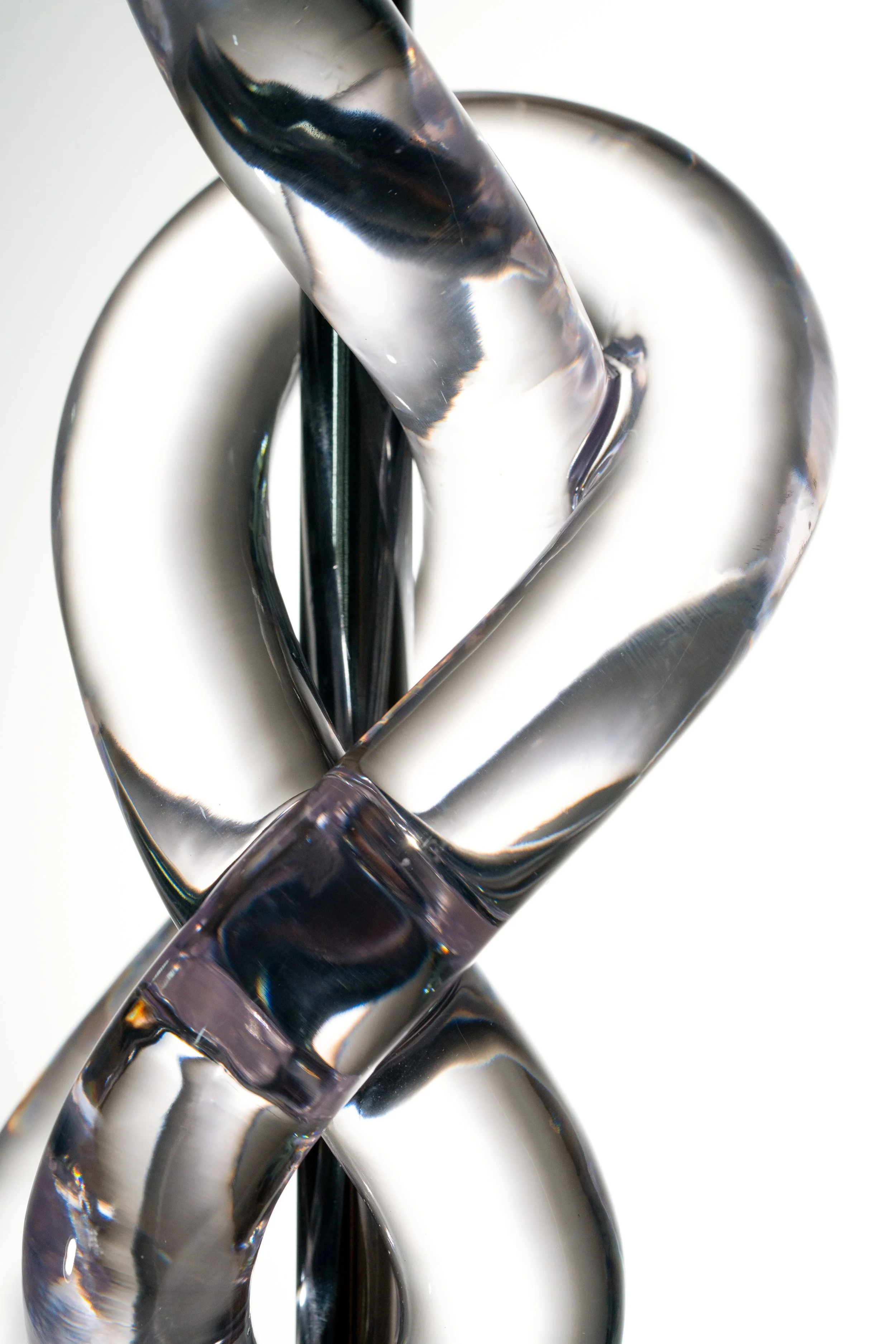 Francois Hurtaud Design Studio Noeud Marin Resin Limited Edition Noeud De Huit - 3.jpg
